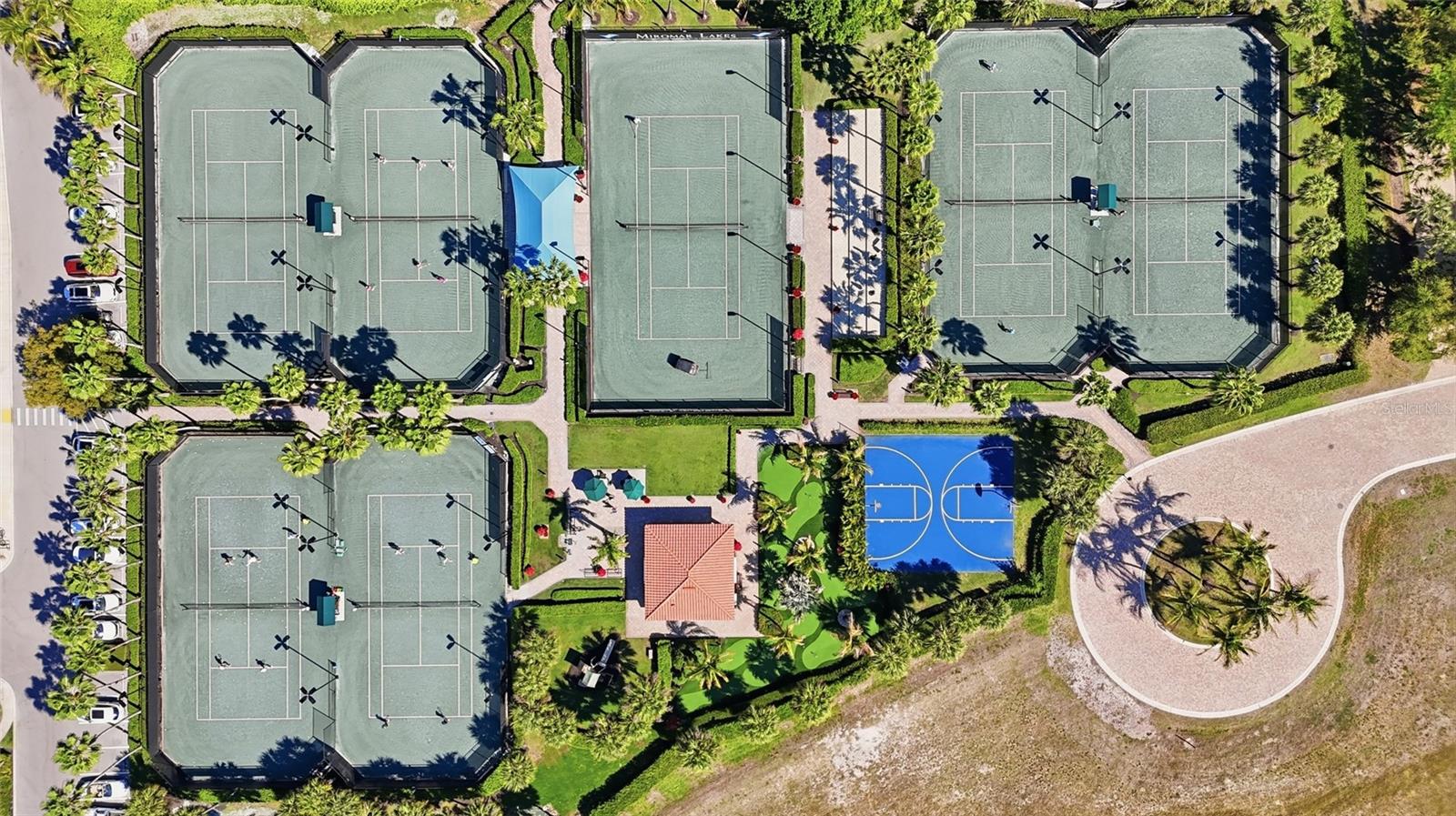 Image 48 of 51 For 10733 Mirasol Drive 607