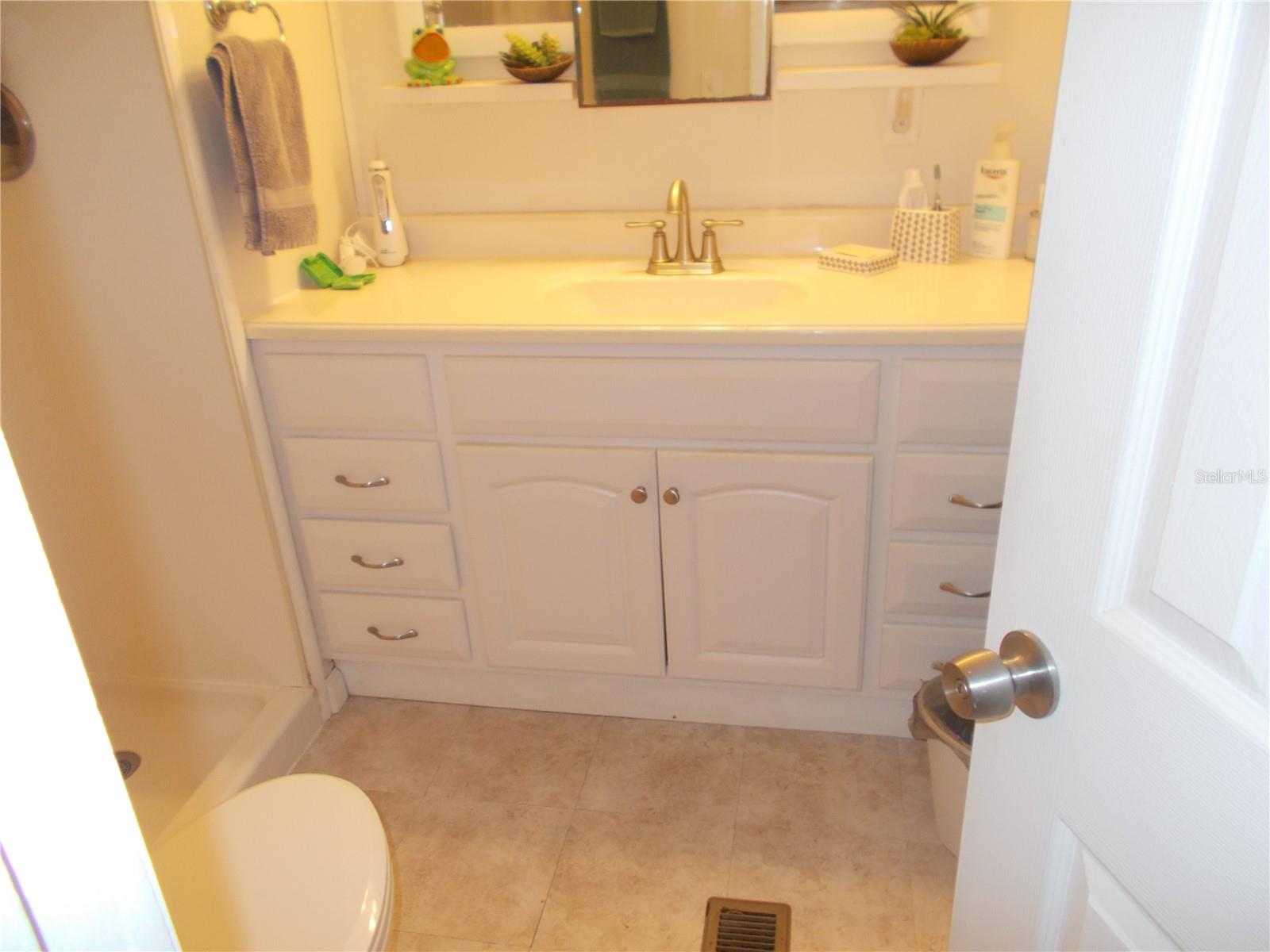 Image 25 of 63 For 5004 Palena Boulevard