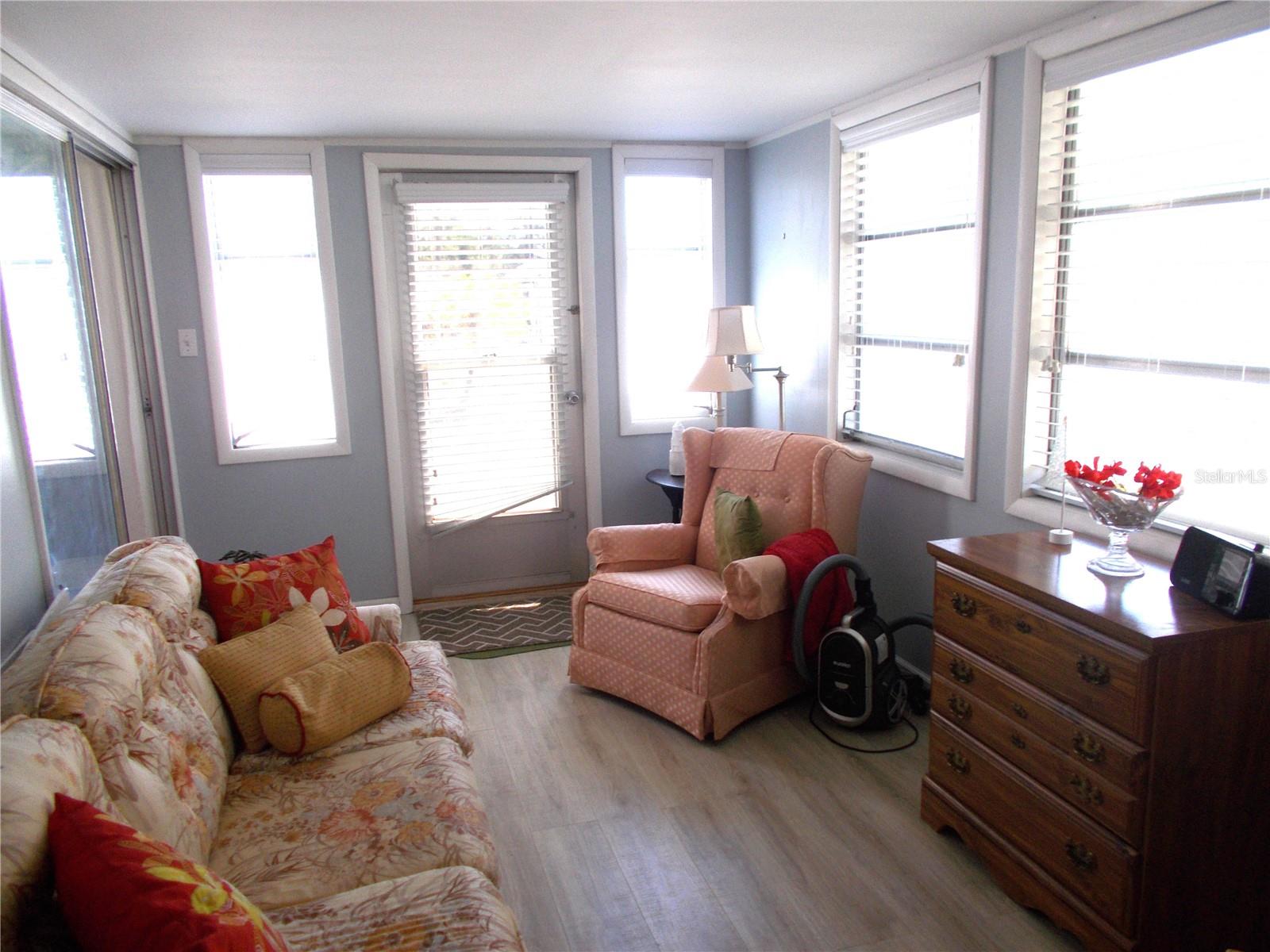 Image 27 of 63 For 5004 Palena Boulevard