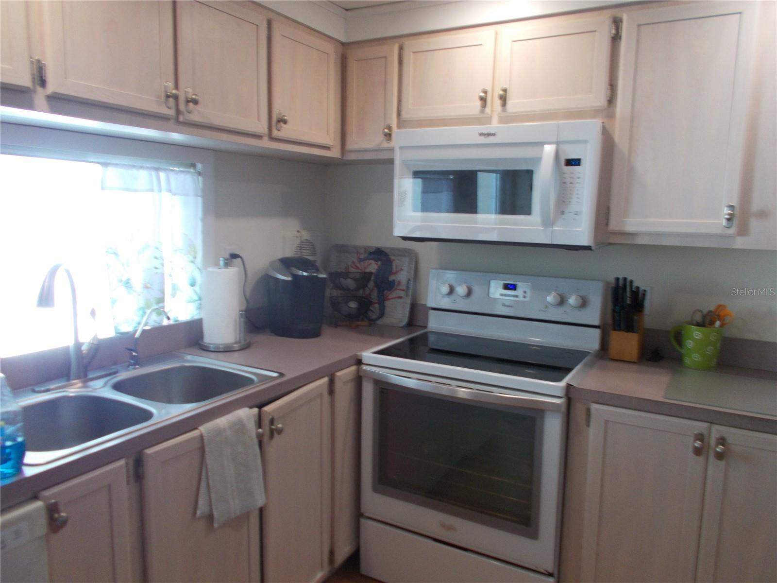 Image 3 of 63 For 5004 Palena Boulevard