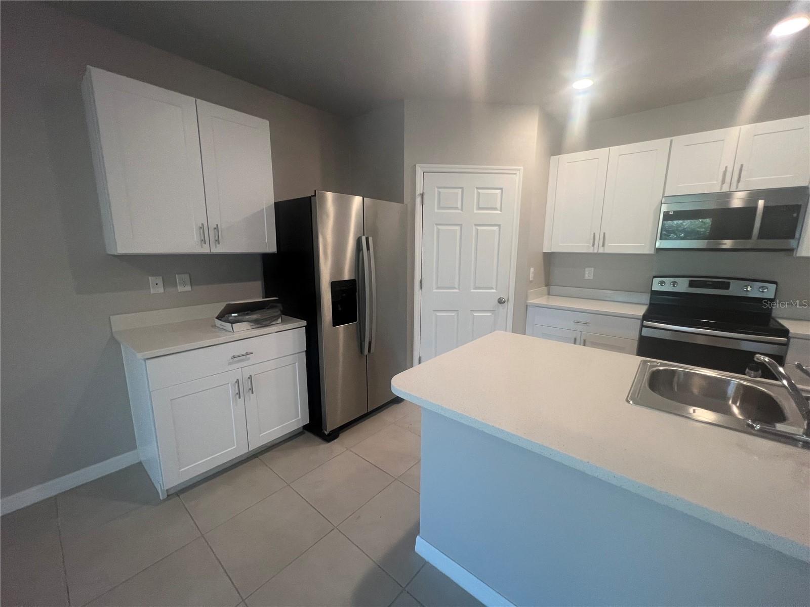 Image 19 of 31 For 280 Perute Court