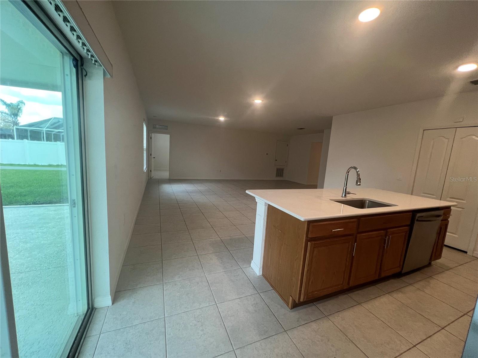 Image 10 of 32 For 1339 Maracaibo Street