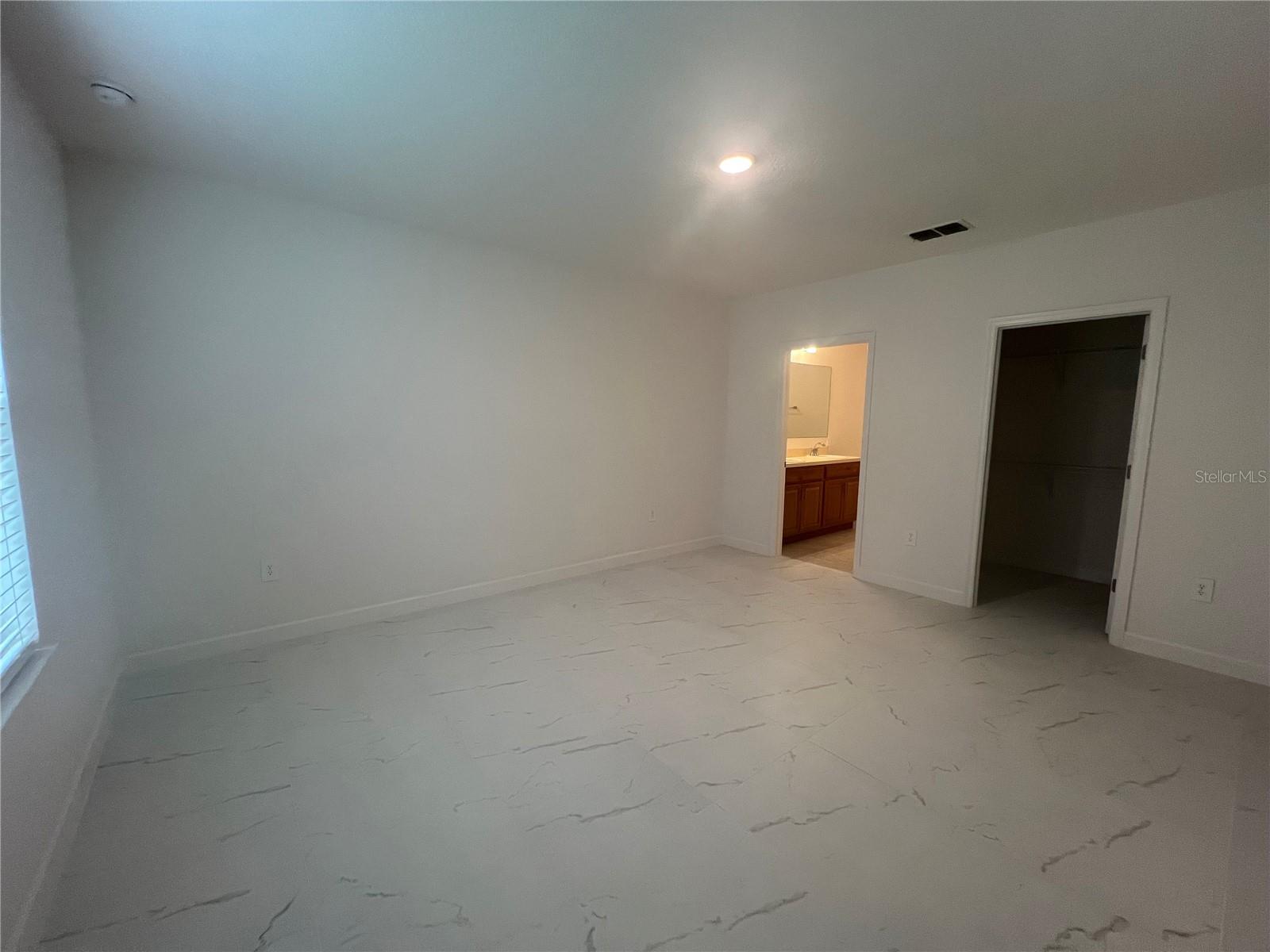 Image 12 of 32 For 1339 Maracaibo Street