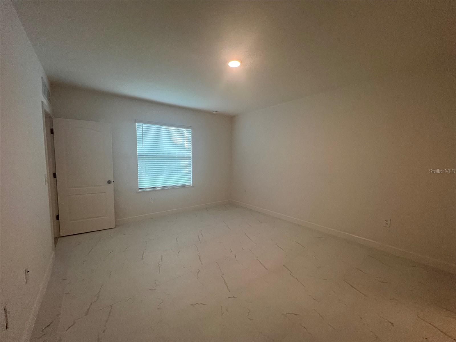 Image 13 of 32 For 1339 Maracaibo Street