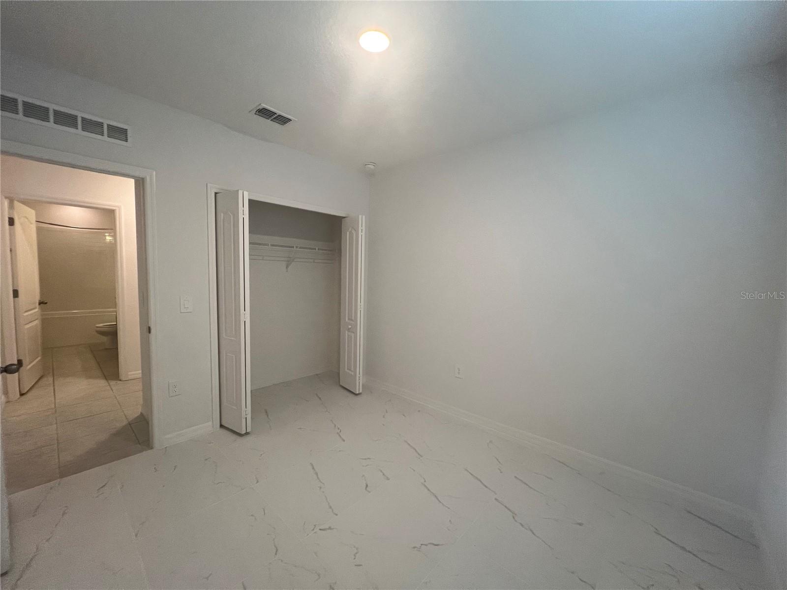 Image 21 of 32 For 1339 Maracaibo Street