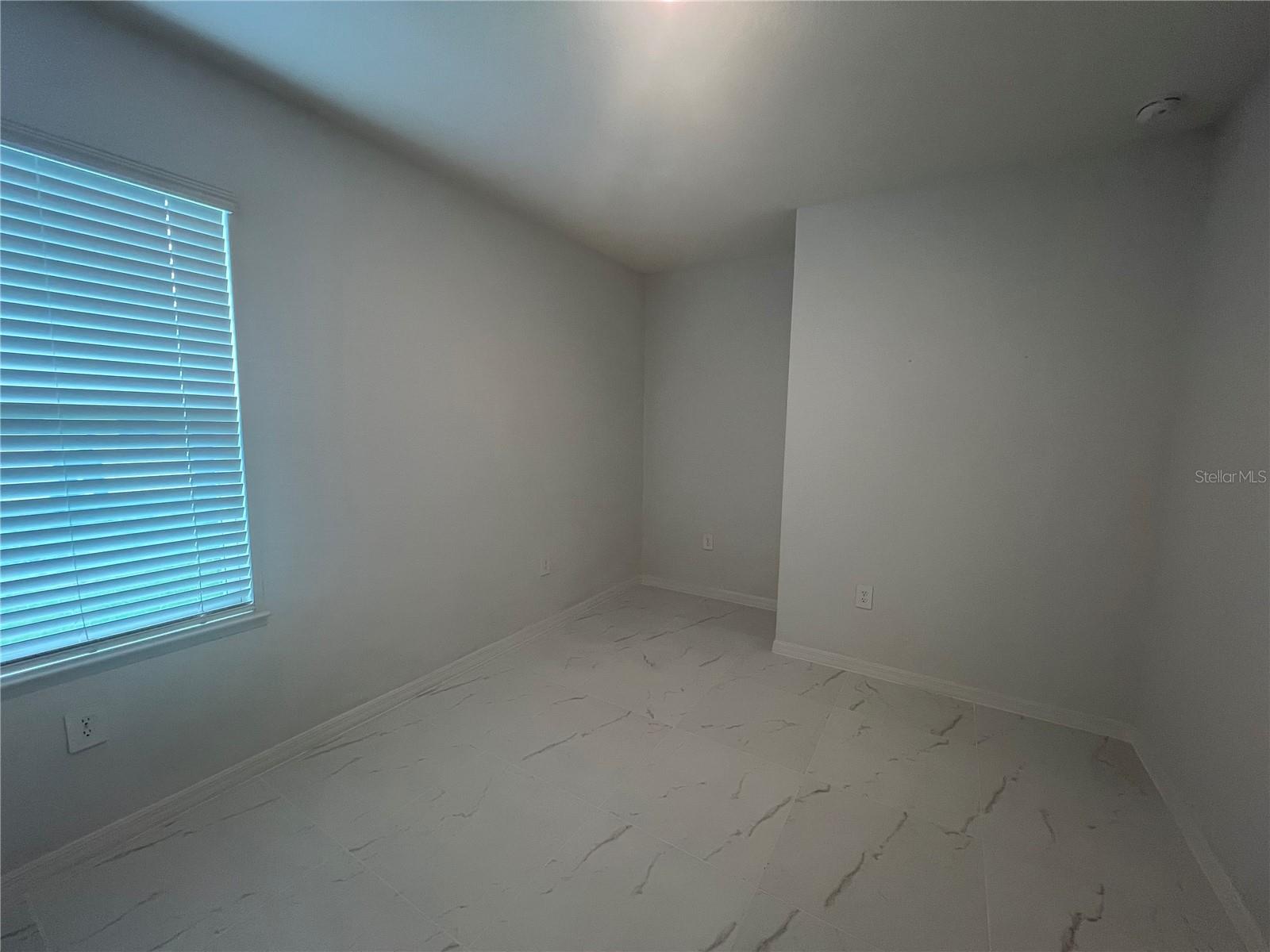 Image 24 of 32 For 1339 Maracaibo Street