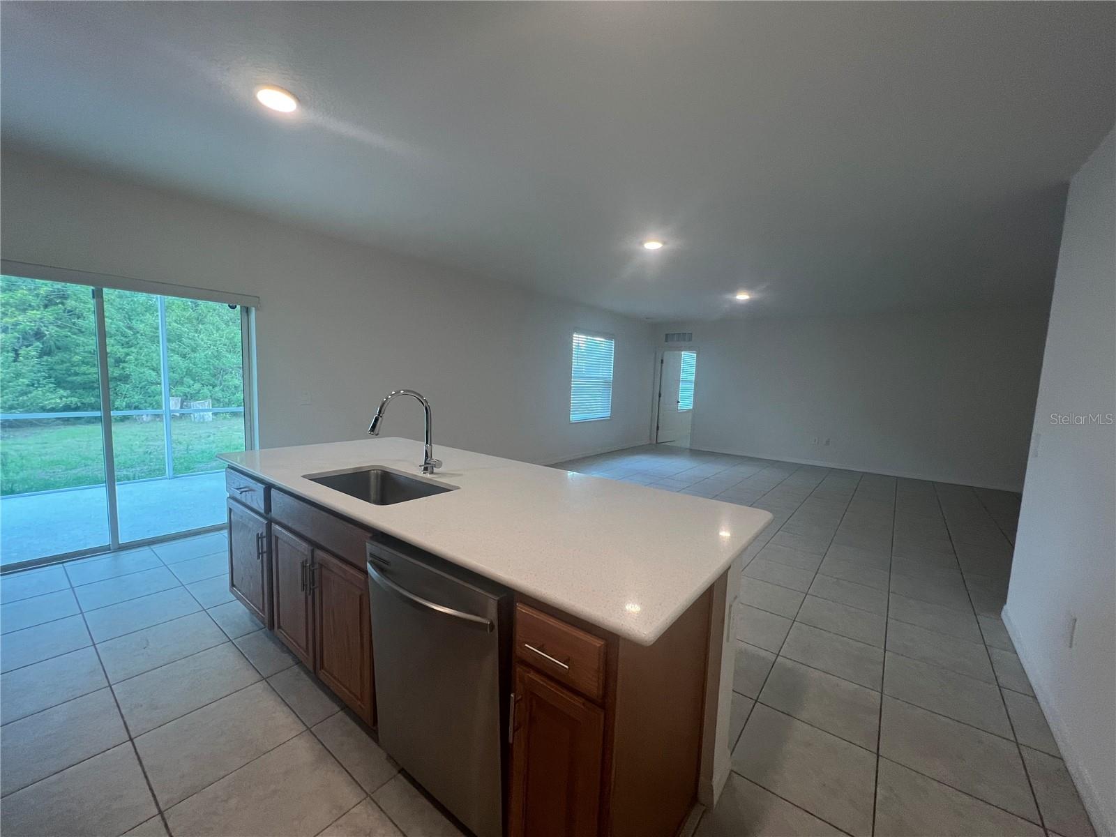 Image 8 of 32 For 1339 Maracaibo Street