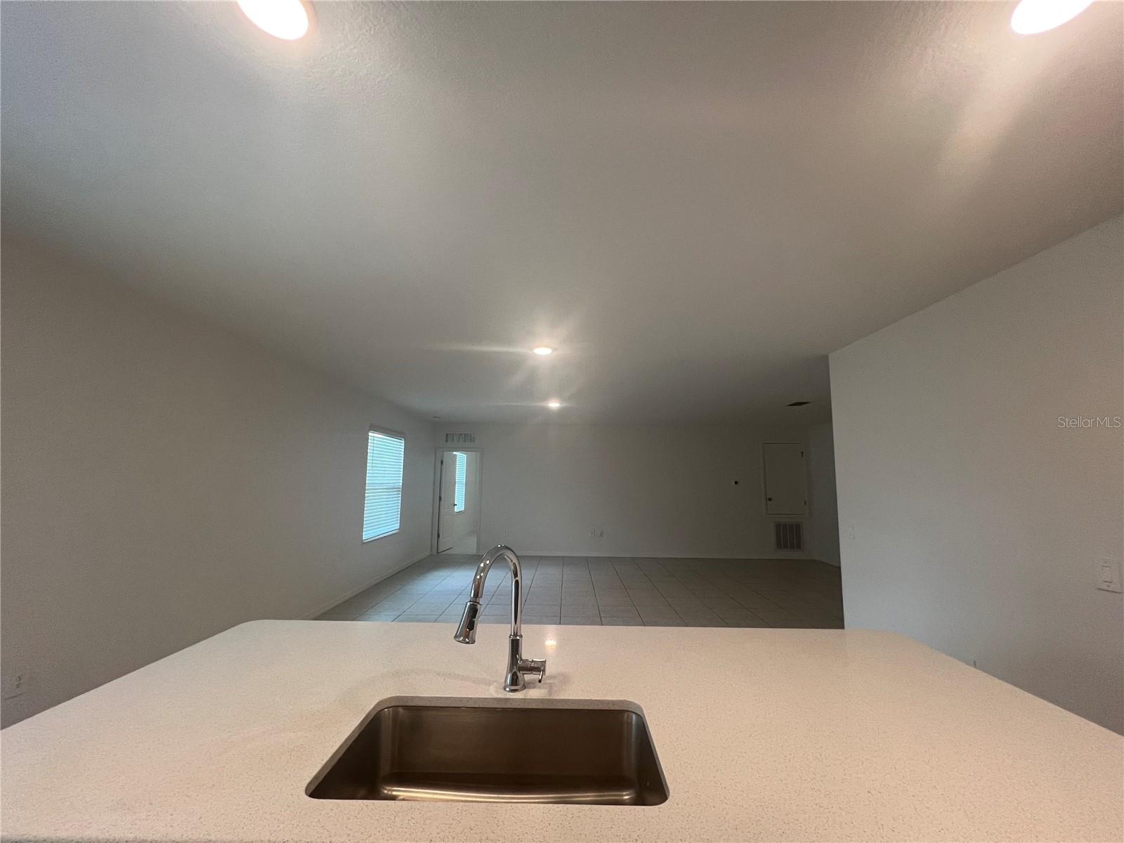 Image 9 of 32 For 1339 Maracaibo Street