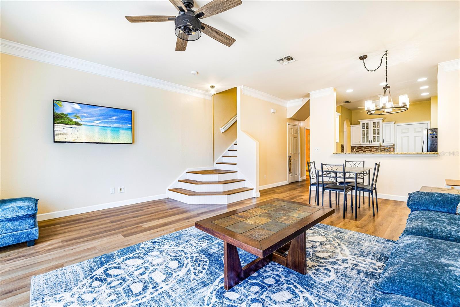 Image 15 of 48 For 3009 Palmetto Oak Drive 102