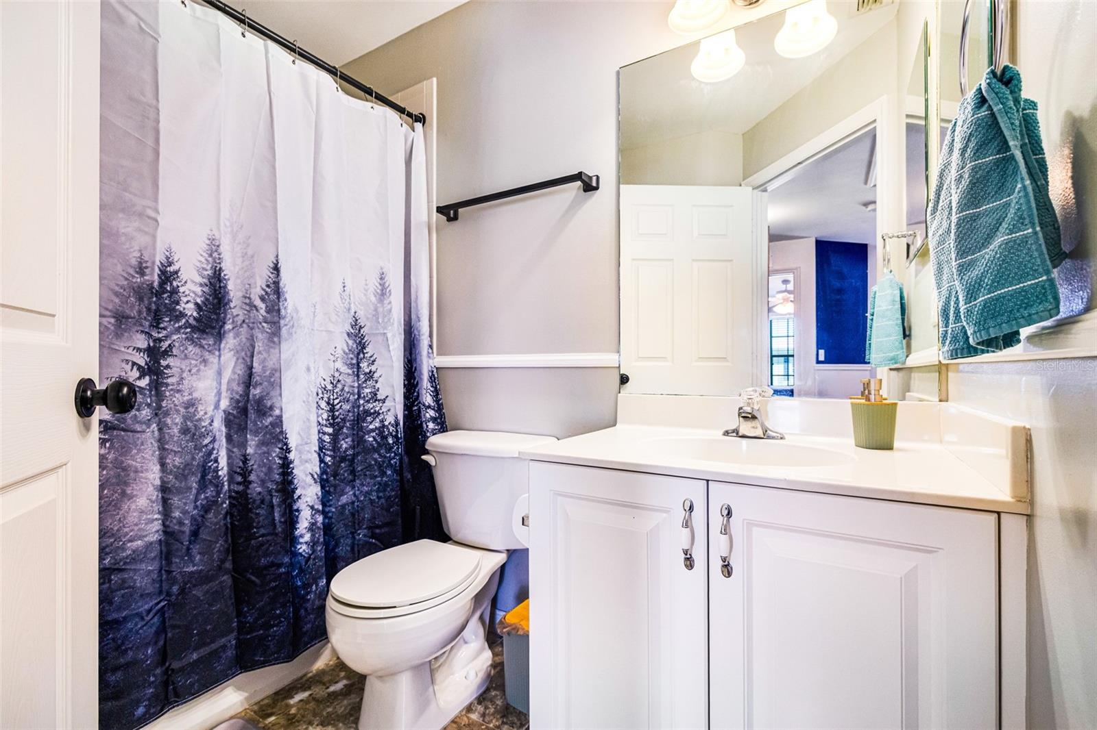 Image 25 of 48 For 3009 Palmetto Oak Drive 102