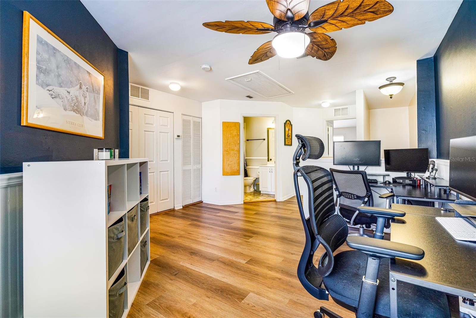 Image 29 of 48 For 3009 Palmetto Oak Drive 102