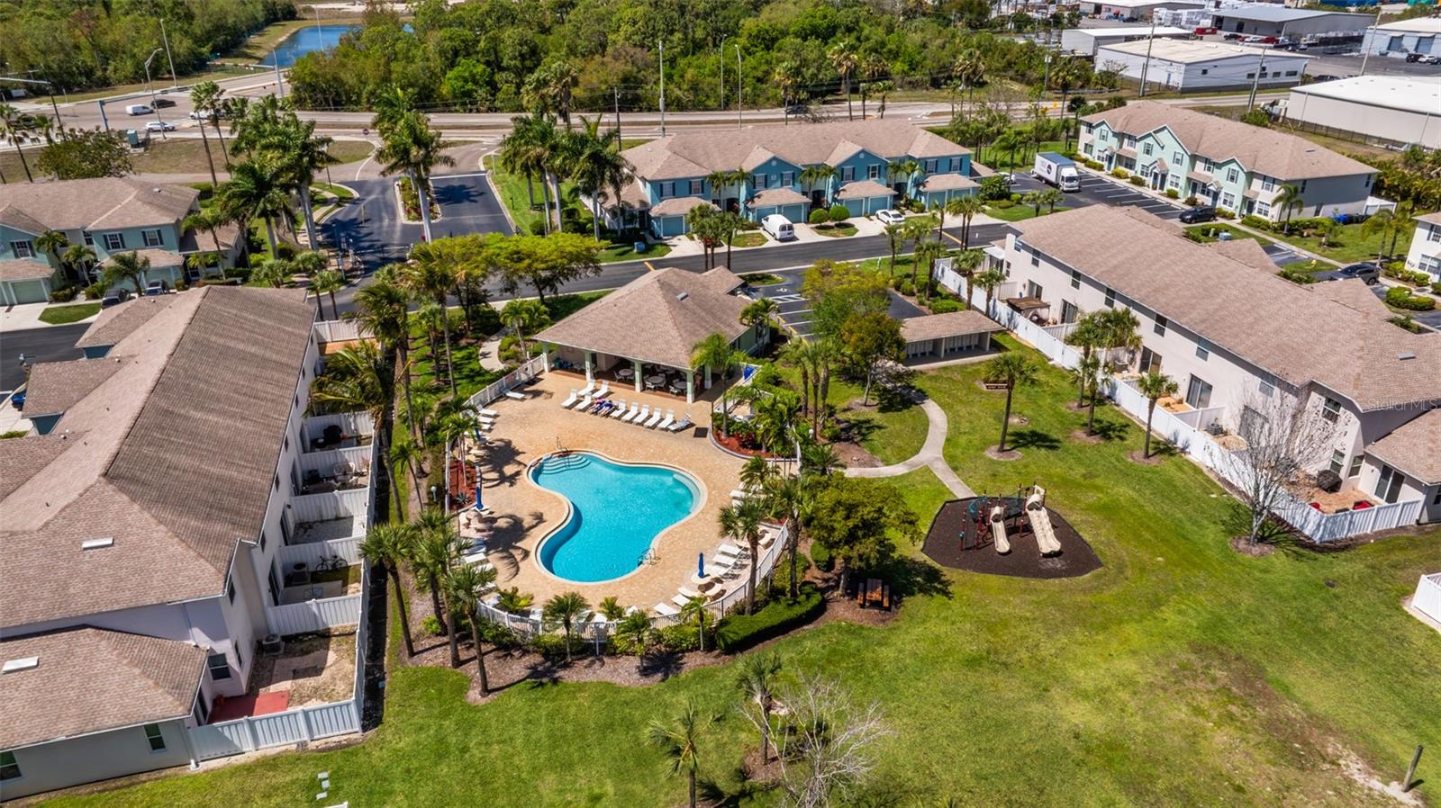 Image 41 of 48 For 3009 Palmetto Oak Drive 102