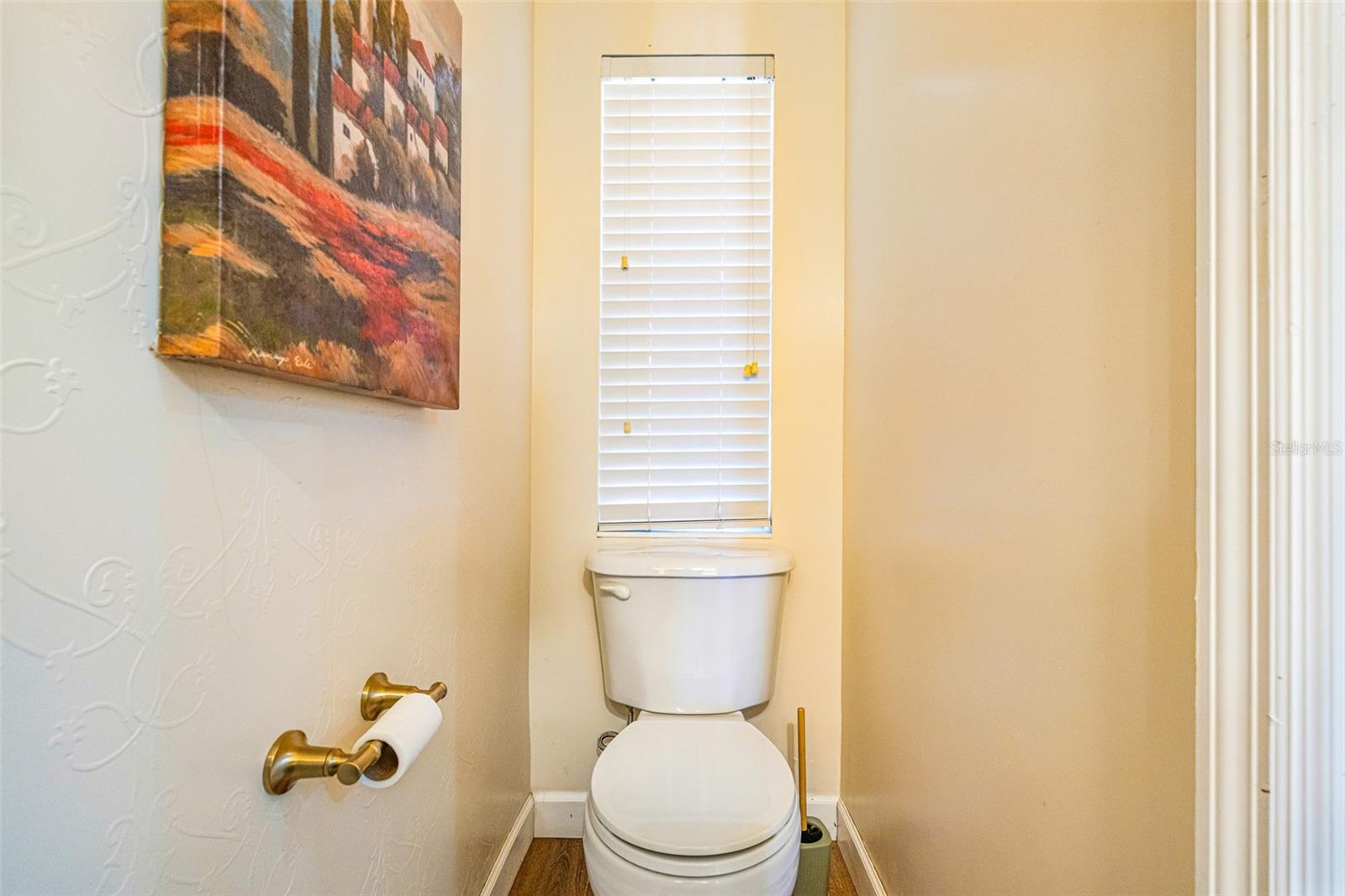 Image 6 of 48 For 3009 Palmetto Oak Drive 102