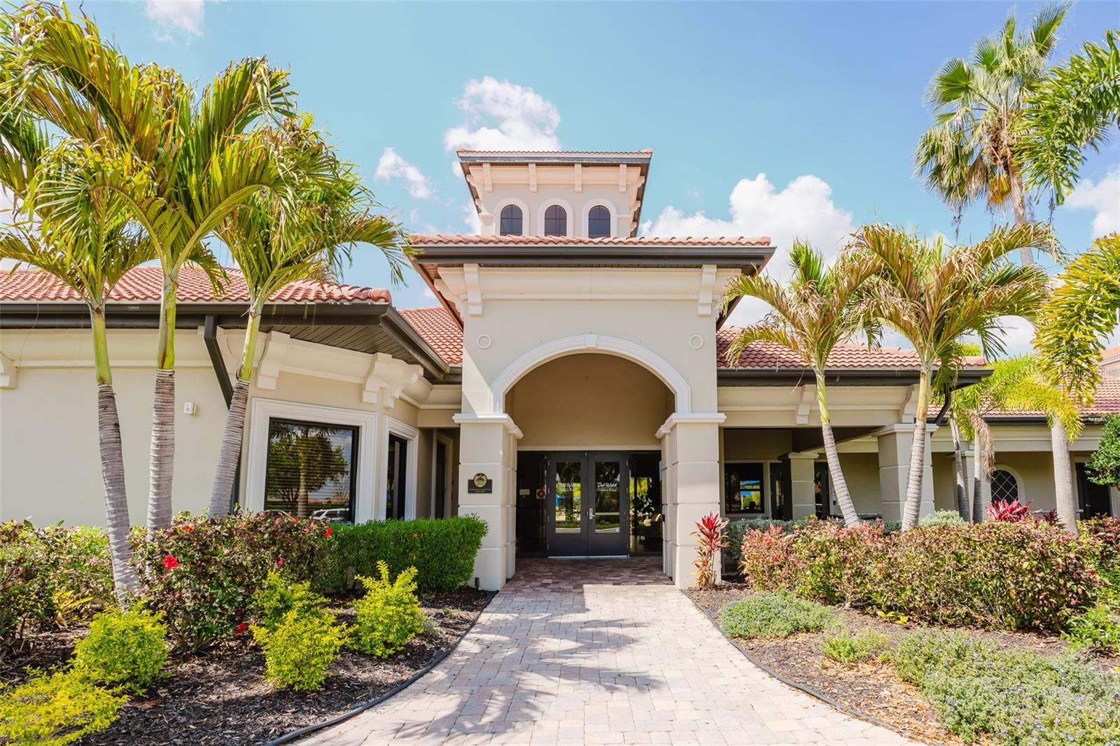 Image 42 of 49 For 2427 Daisy Drive