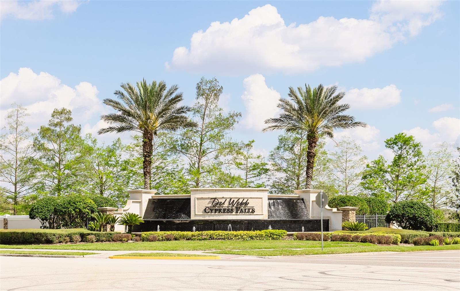 Image 5 of 49 For 2427 Daisy Drive