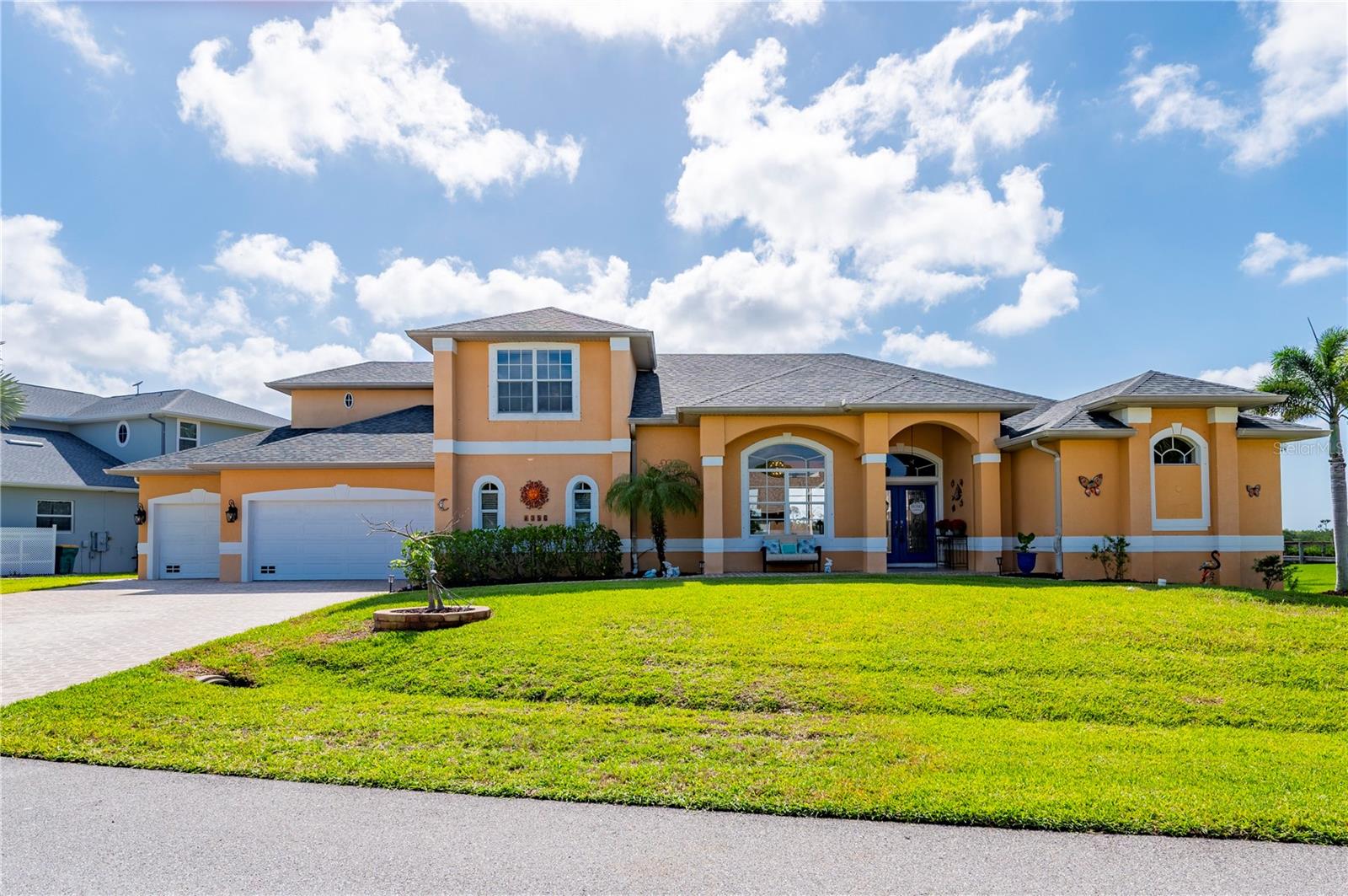 Image 2 of 71 For 1356 Tremont Terrace