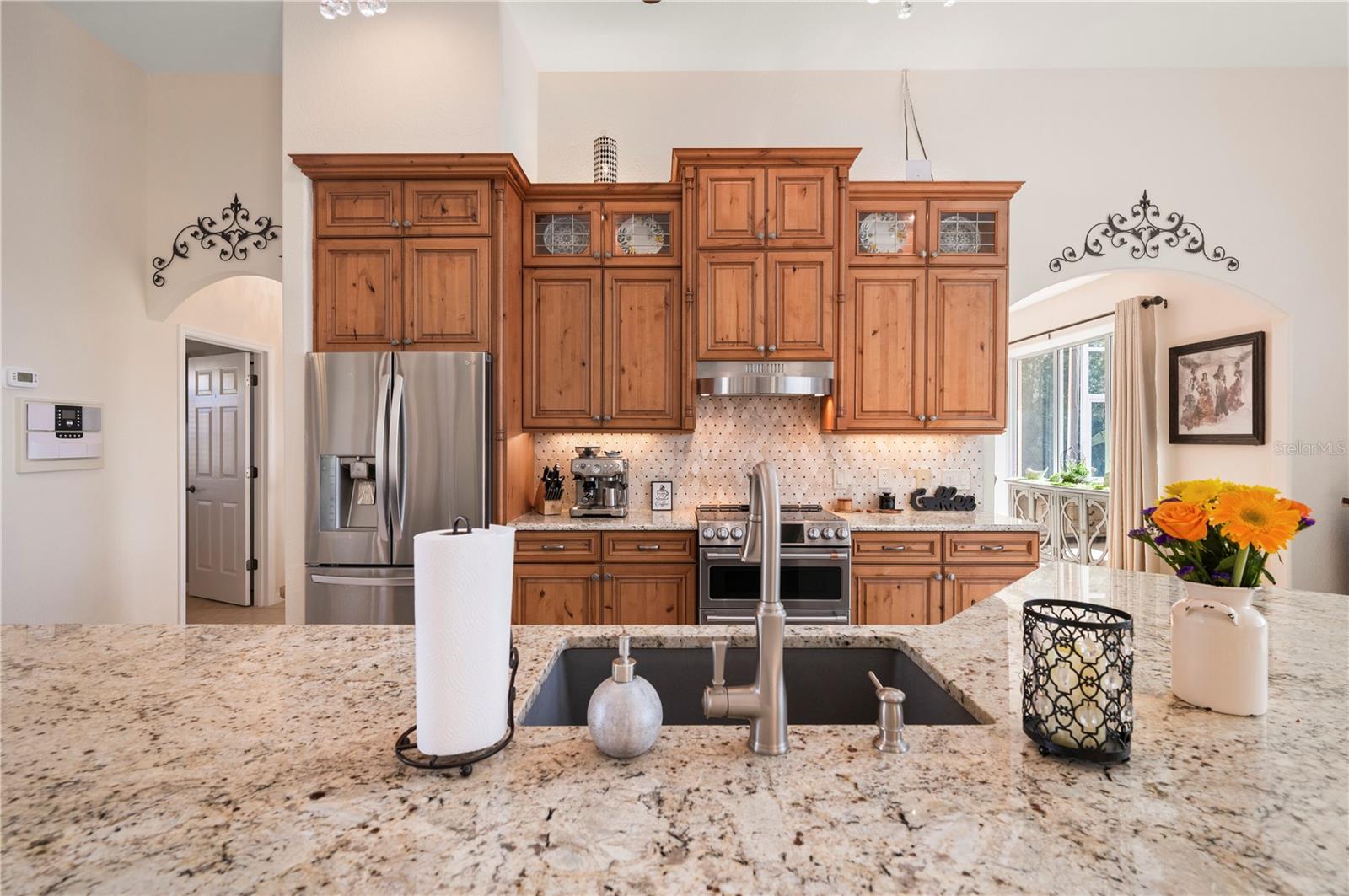 Image 27 of 71 For 1356 Tremont Terrace