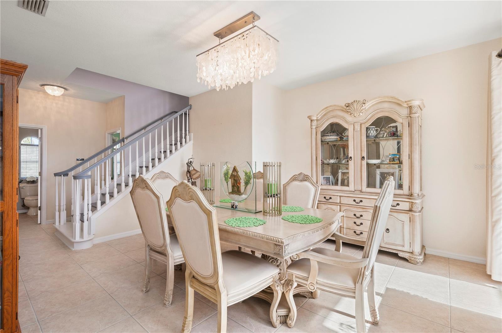 Image 28 of 71 For 1356 Tremont Terrace