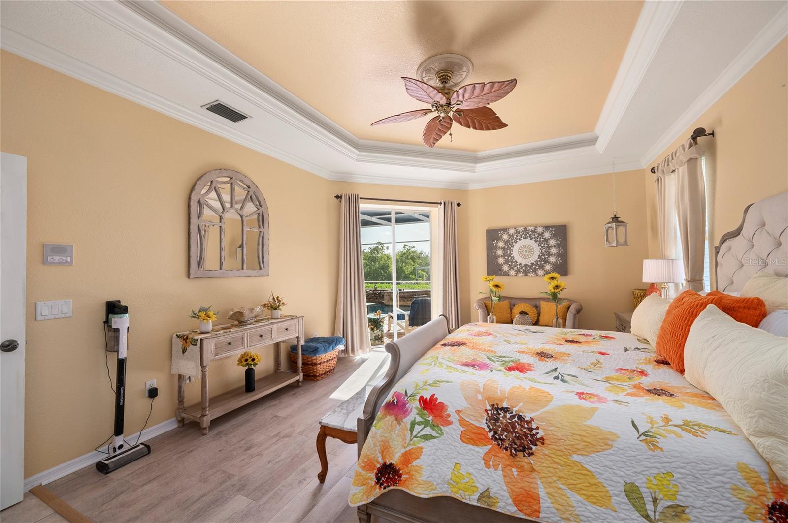 Image 32 of 71 For 1356 Tremont Terrace