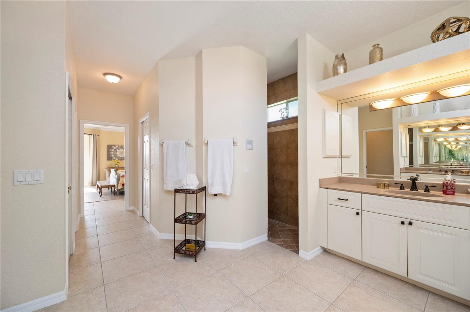 Image 37 of 71 For 1356 Tremont Terrace