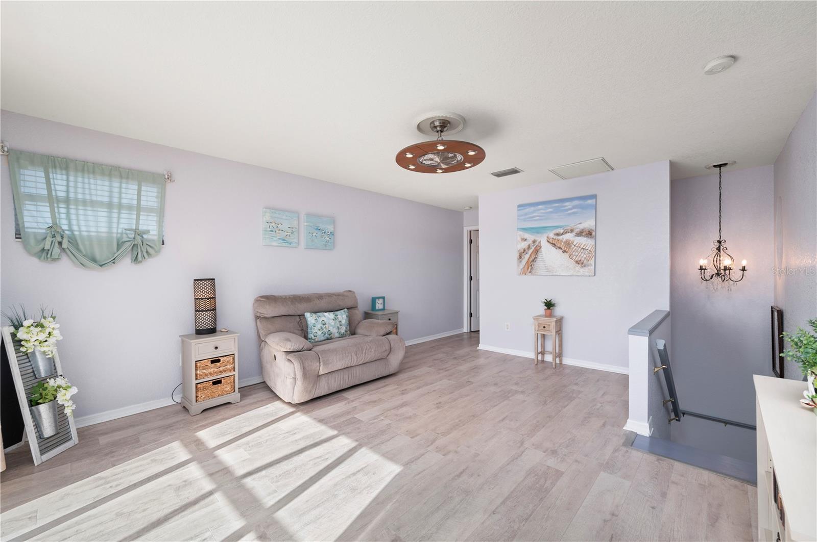 Image 41 of 71 For 1356 Tremont Terrace