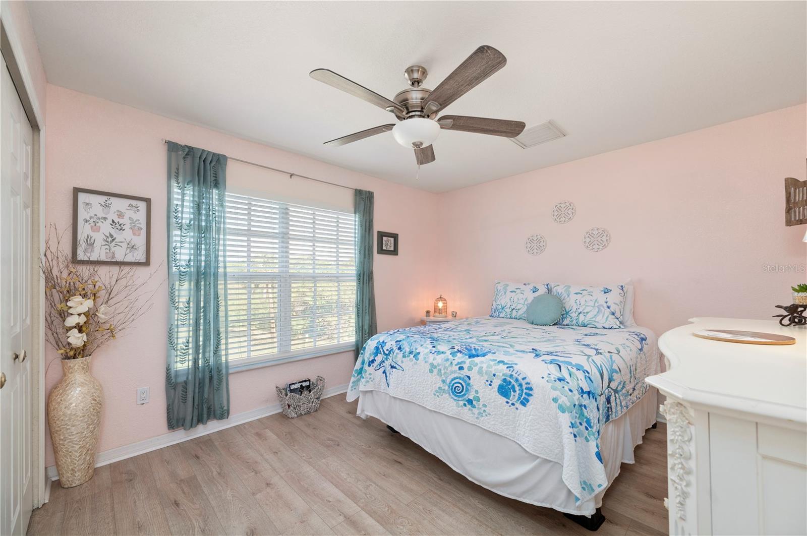 Image 44 of 71 For 1356 Tremont Terrace