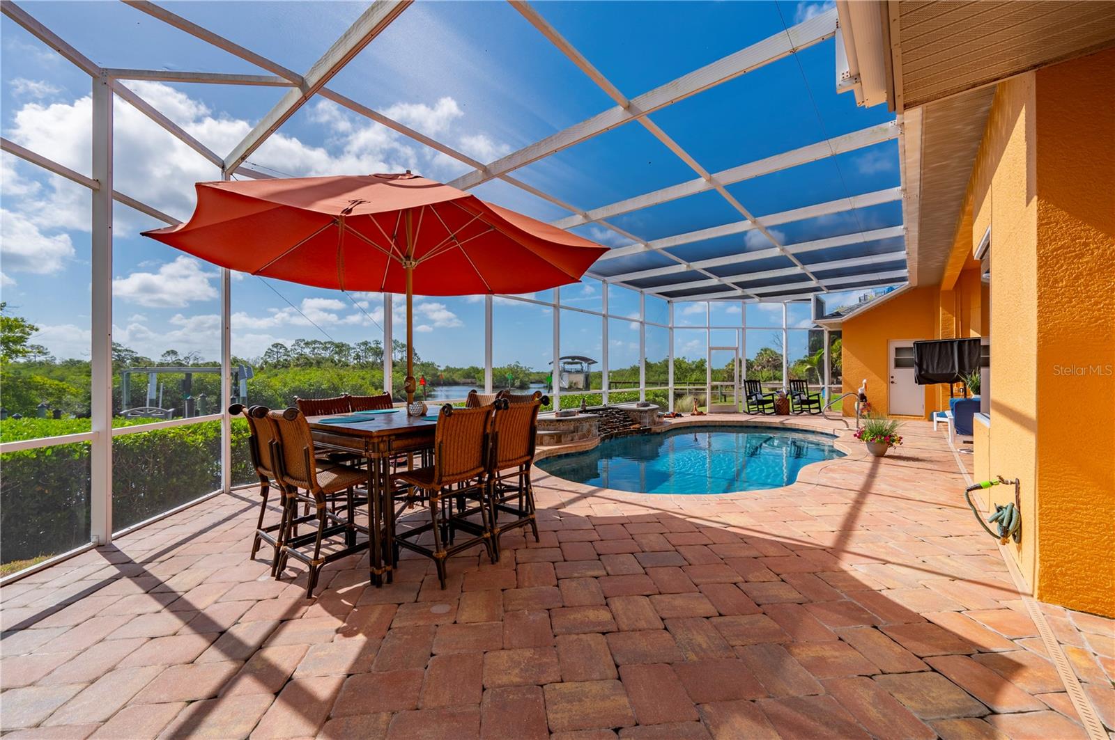 Image 57 of 71 For 1356 Tremont Terrace