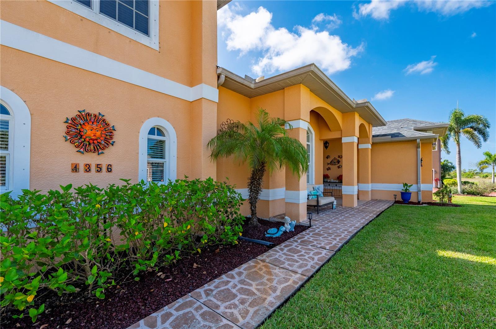 Image 9 of 71 For 1356 Tremont Terrace