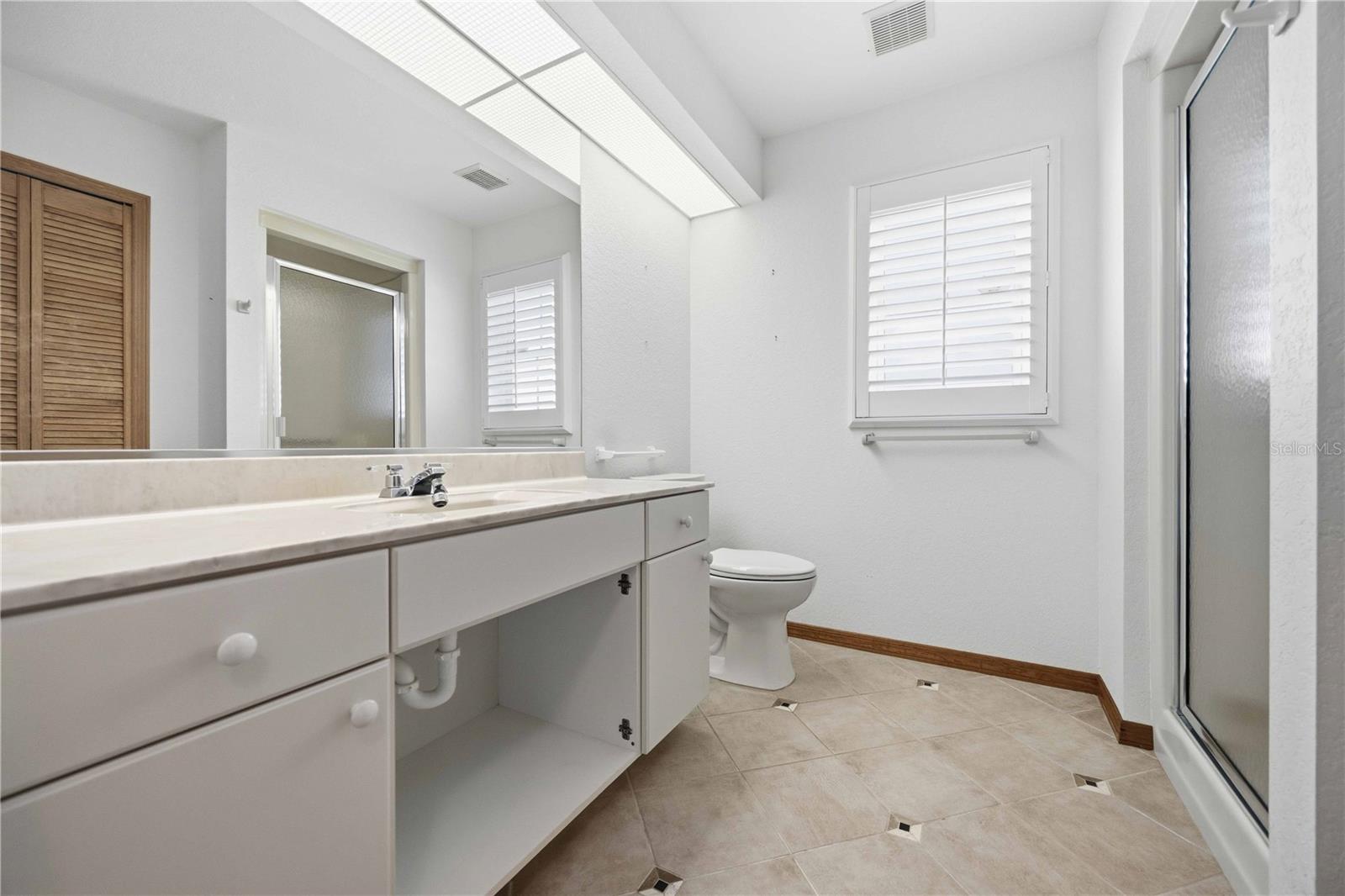 Image 22 of 66 For 1549 Navigator Road