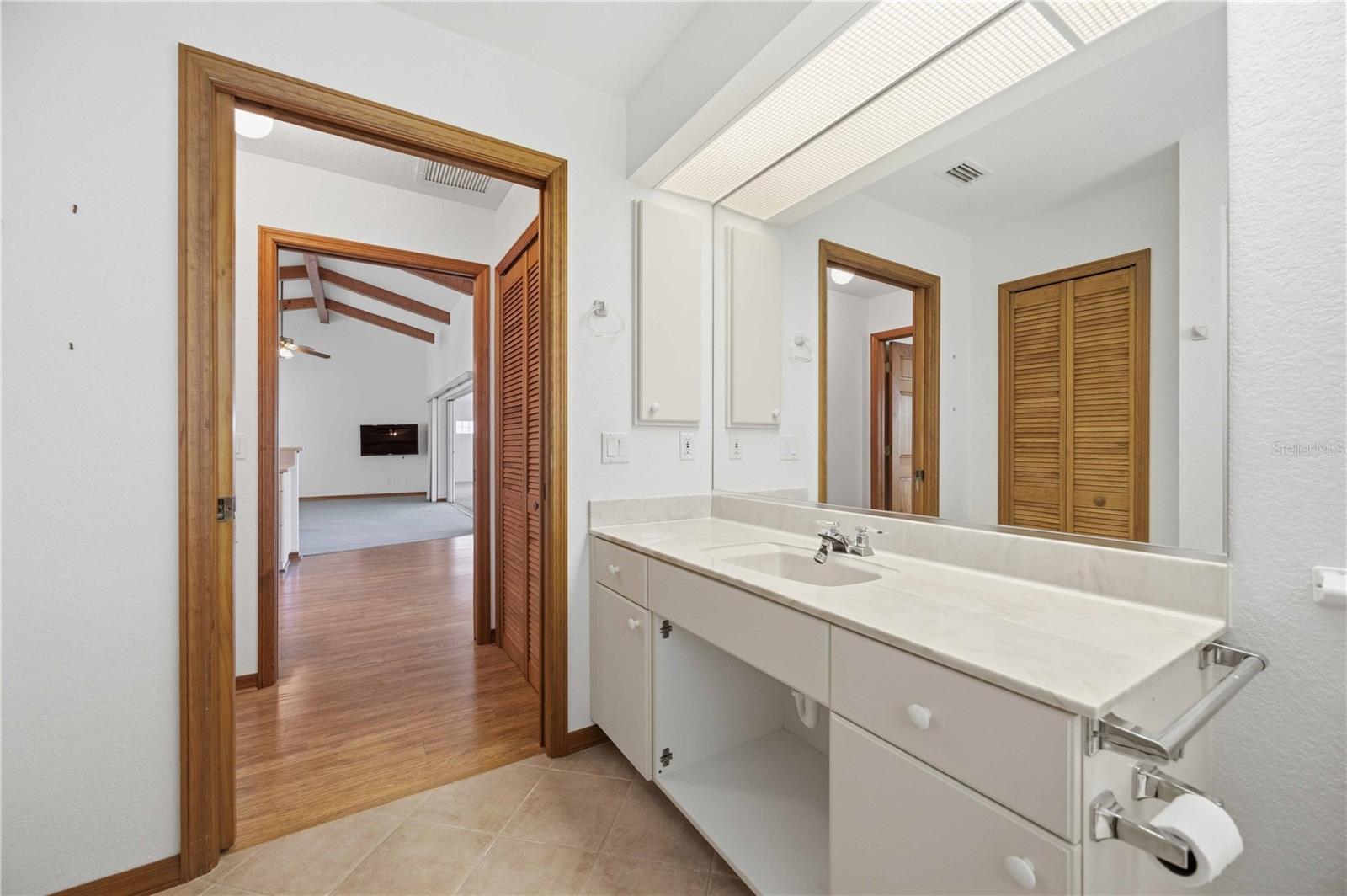 Image 23 of 66 For 1549 Navigator Road