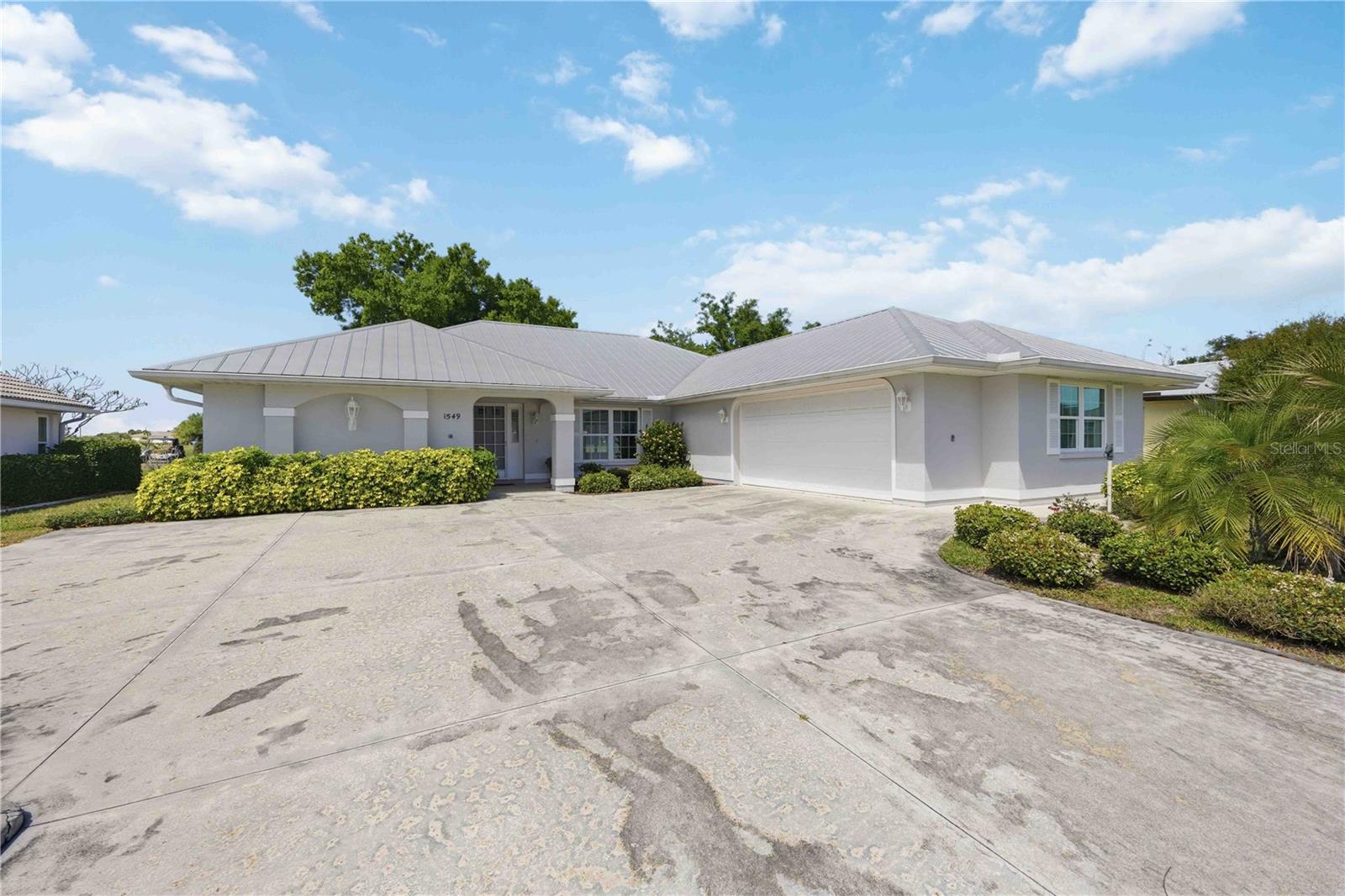 Image 4 of 66 For 1549 Navigator Road