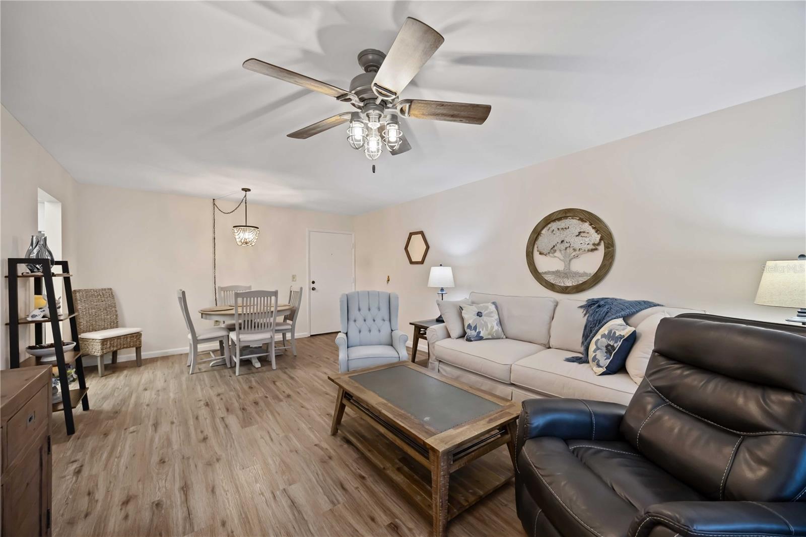 Image 14 of 59 For 2290 Aaron Street 312