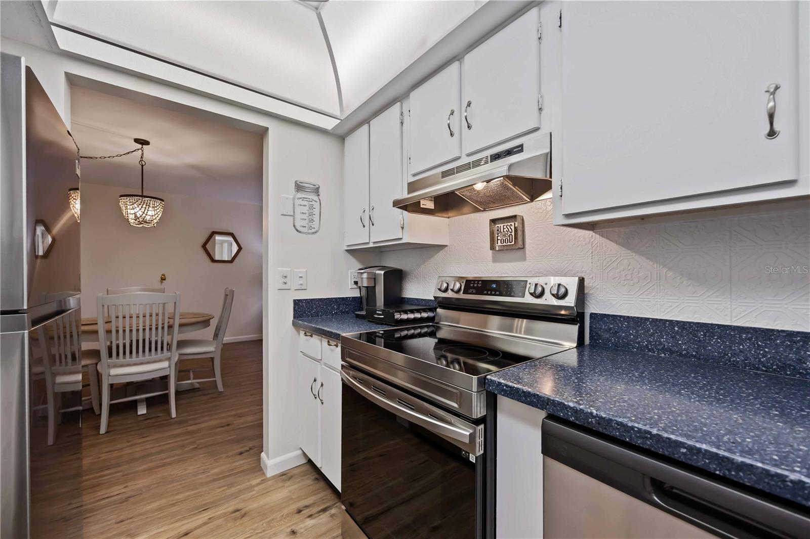 Image 19 of 59 For 2290 Aaron Street 312