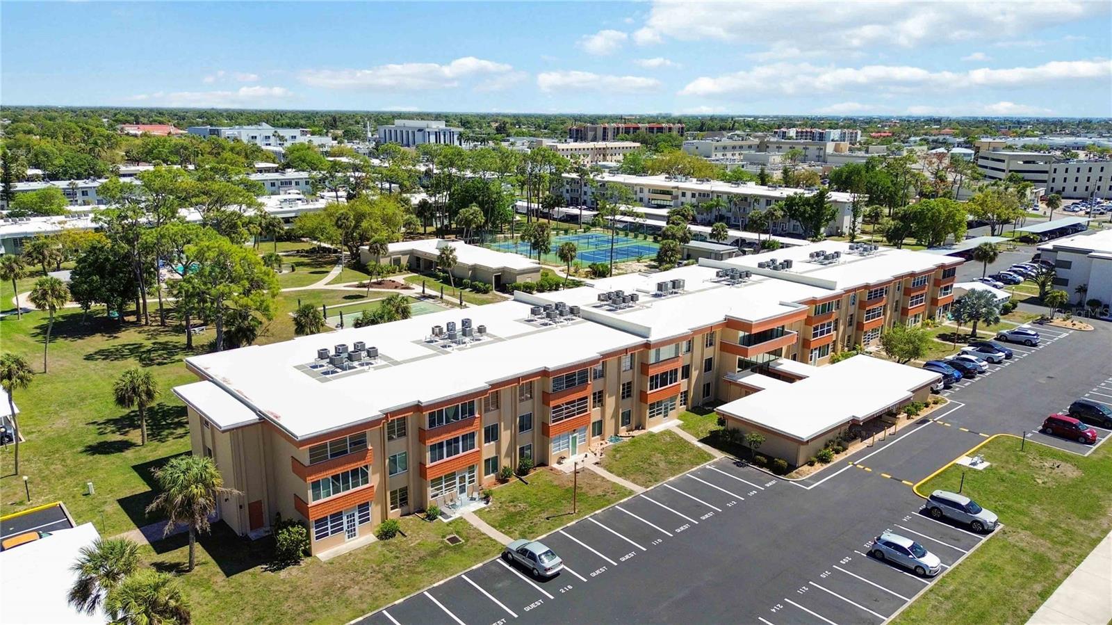 Image 46 of 59 For 2290 Aaron Street 312