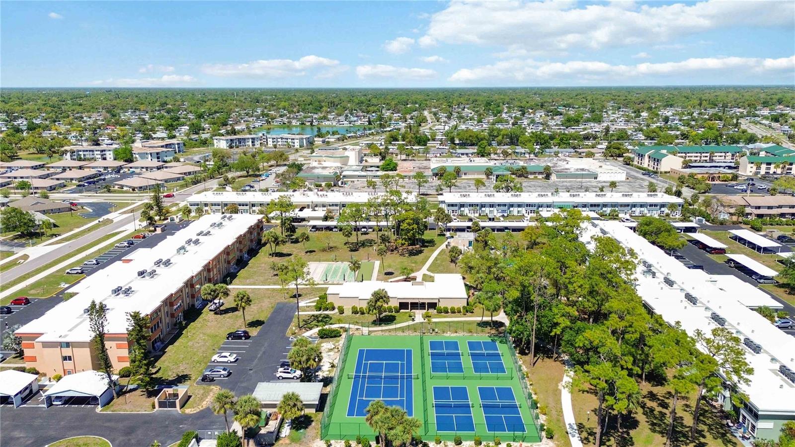 Image 48 of 59 For 2290 Aaron Street 312