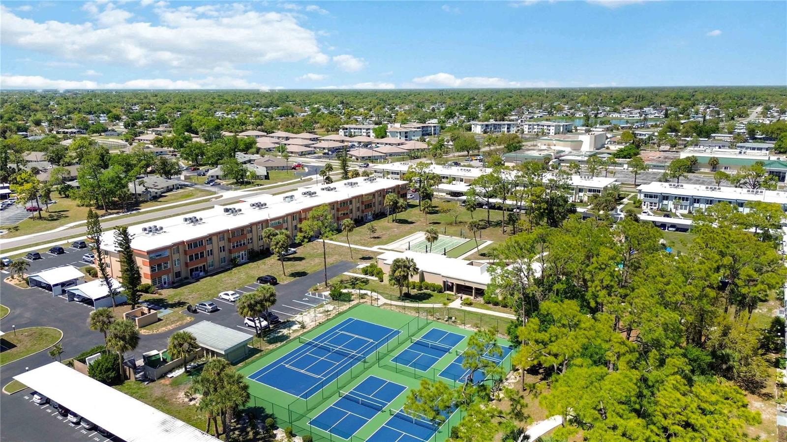 Image 49 of 59 For 2290 Aaron Street 312