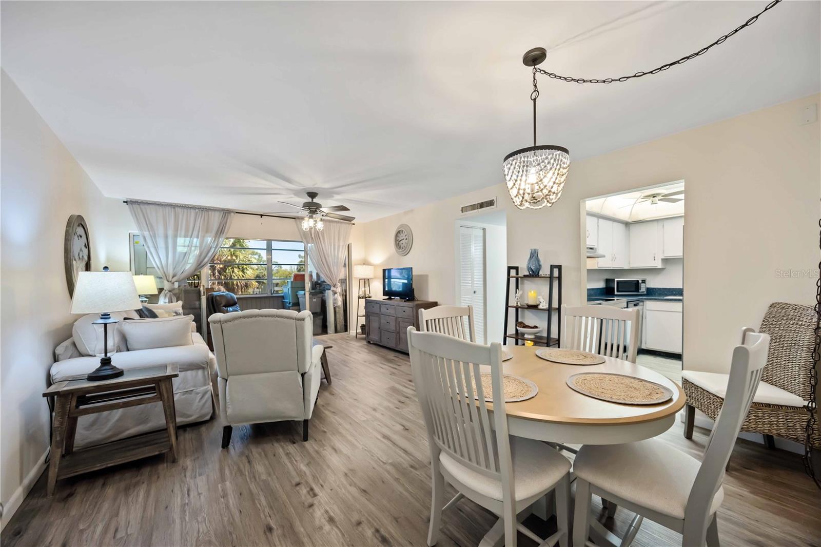 Image 8 of 59 For 2290 Aaron Street 312