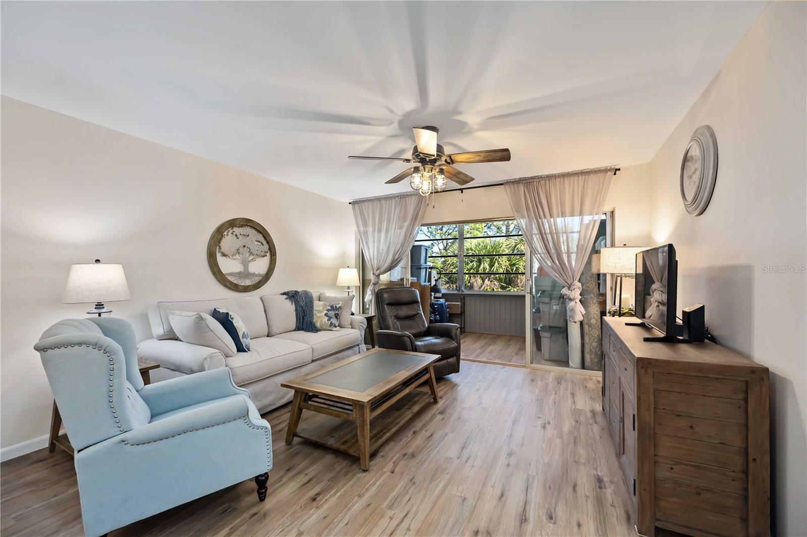 Image 9 of 59 For 2290 Aaron Street 312