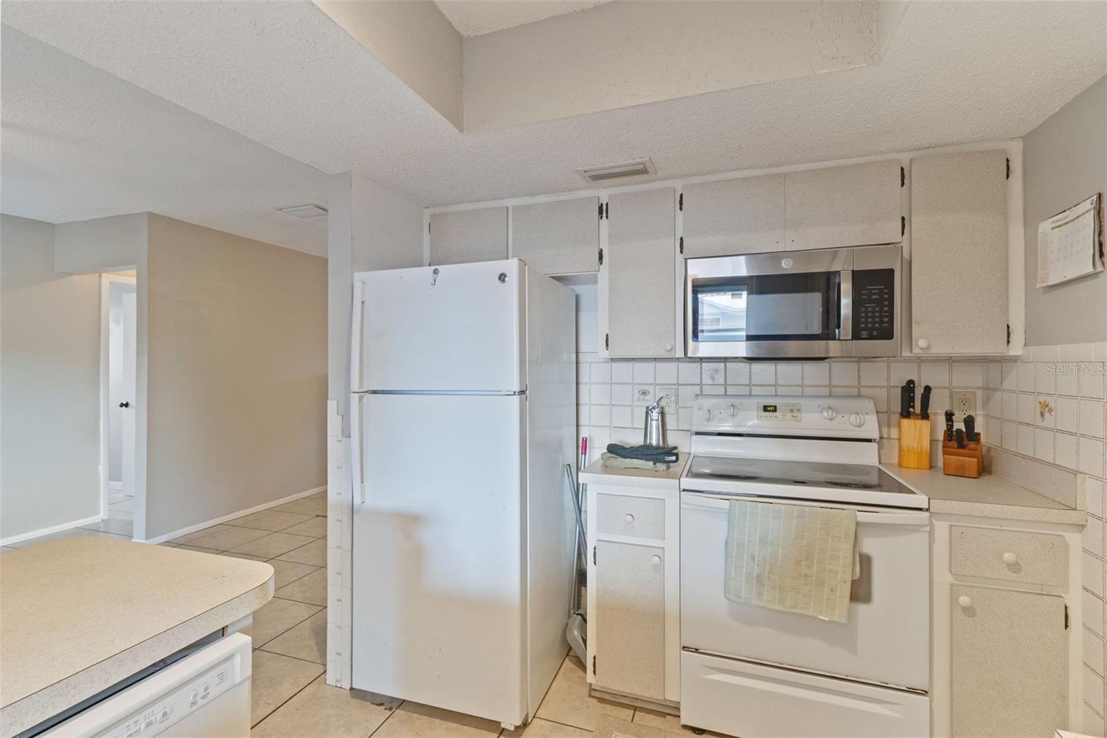 Image 10 of 34 For 3513 Great Neck Street