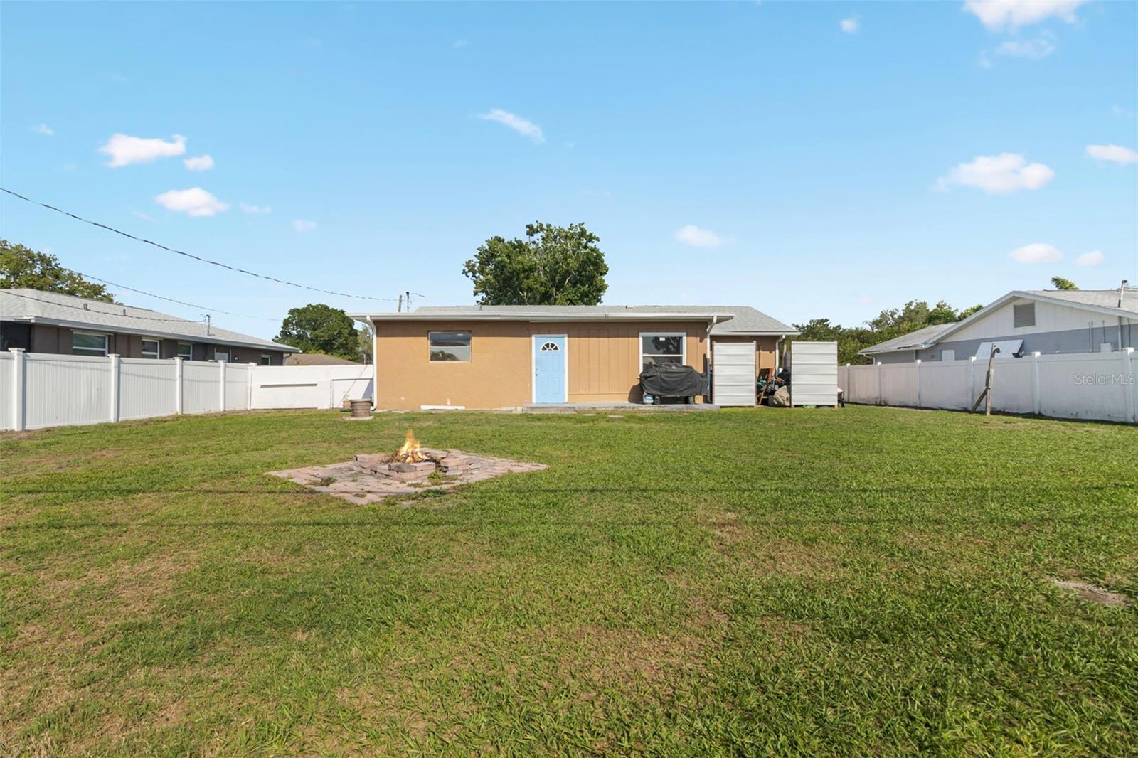 Image 29 of 34 For 3513 Great Neck Street