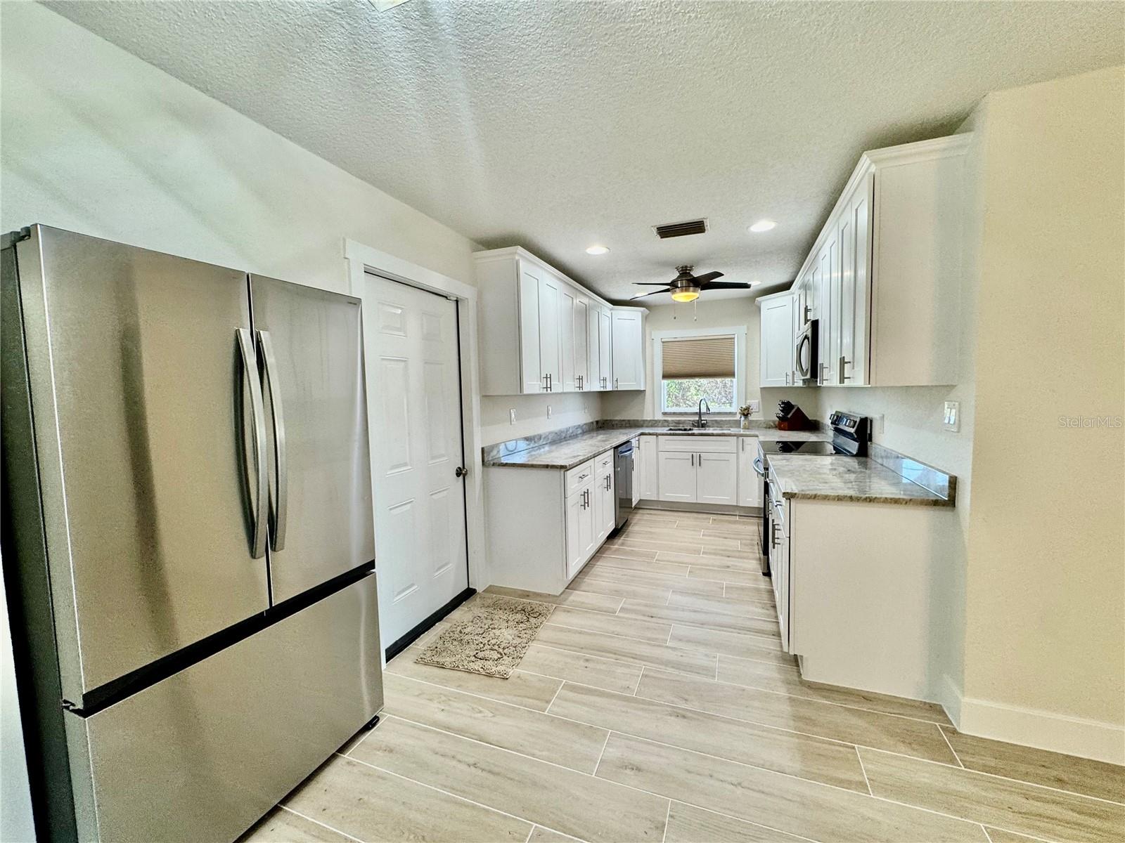 Image 3 of 16 For 24368 Blackbeard Boulevard