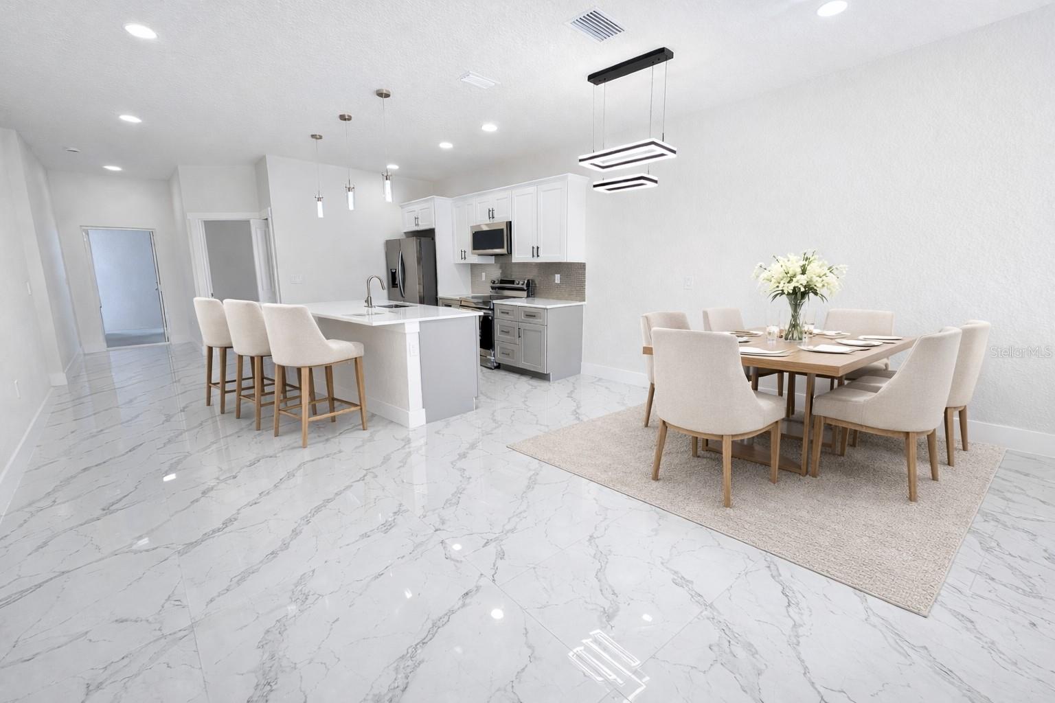 Image 10 of 32 For 2423-2421 Milton Avenue S