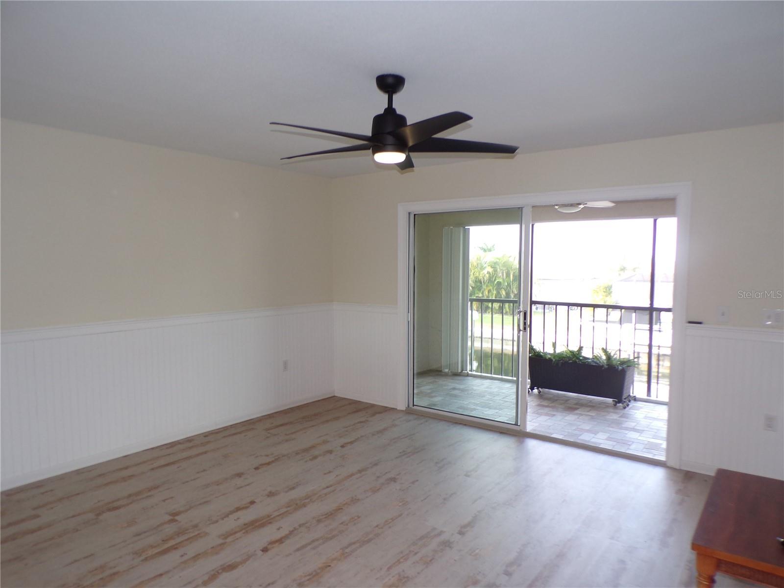 Image 28 of 43 For 1335 Mineo Dr G