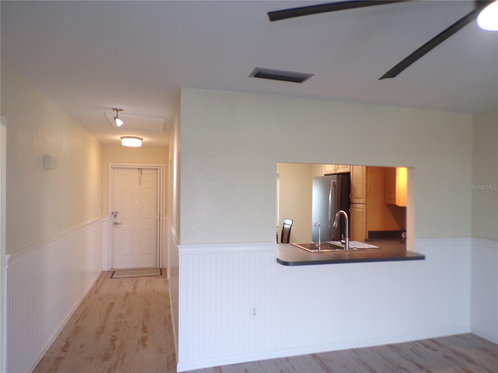 Image 34 of 43 For 1335 Mineo Dr G