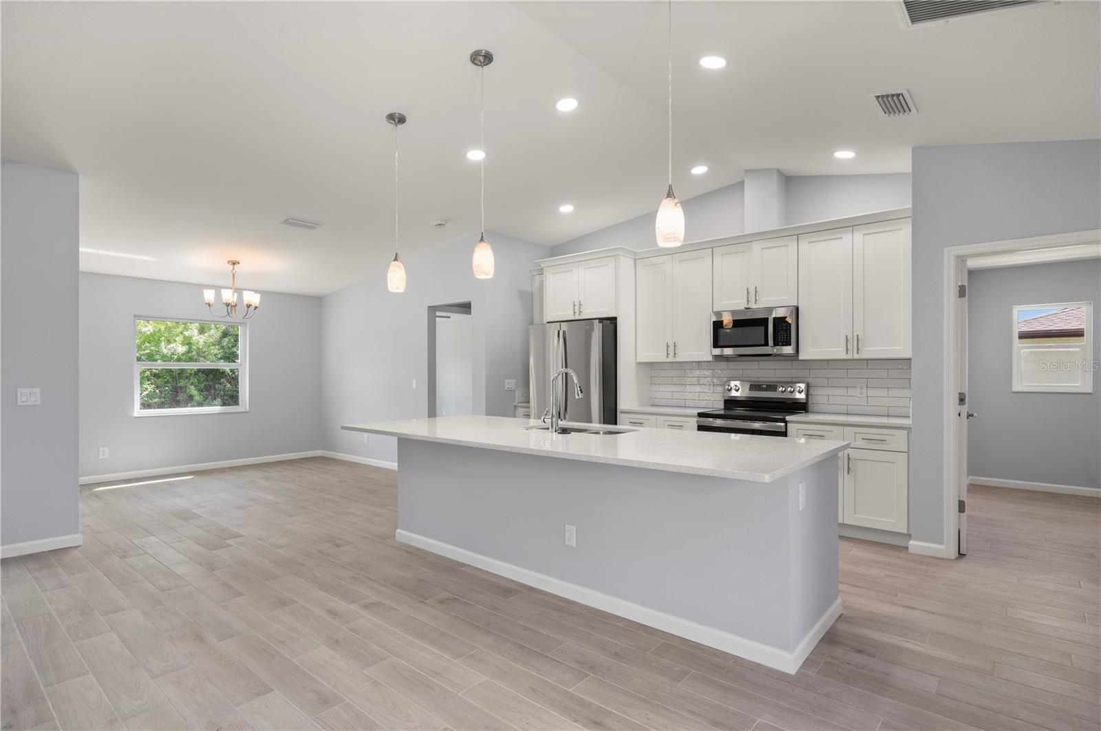 Image 12 of 33 For 2504 Jamaica Street