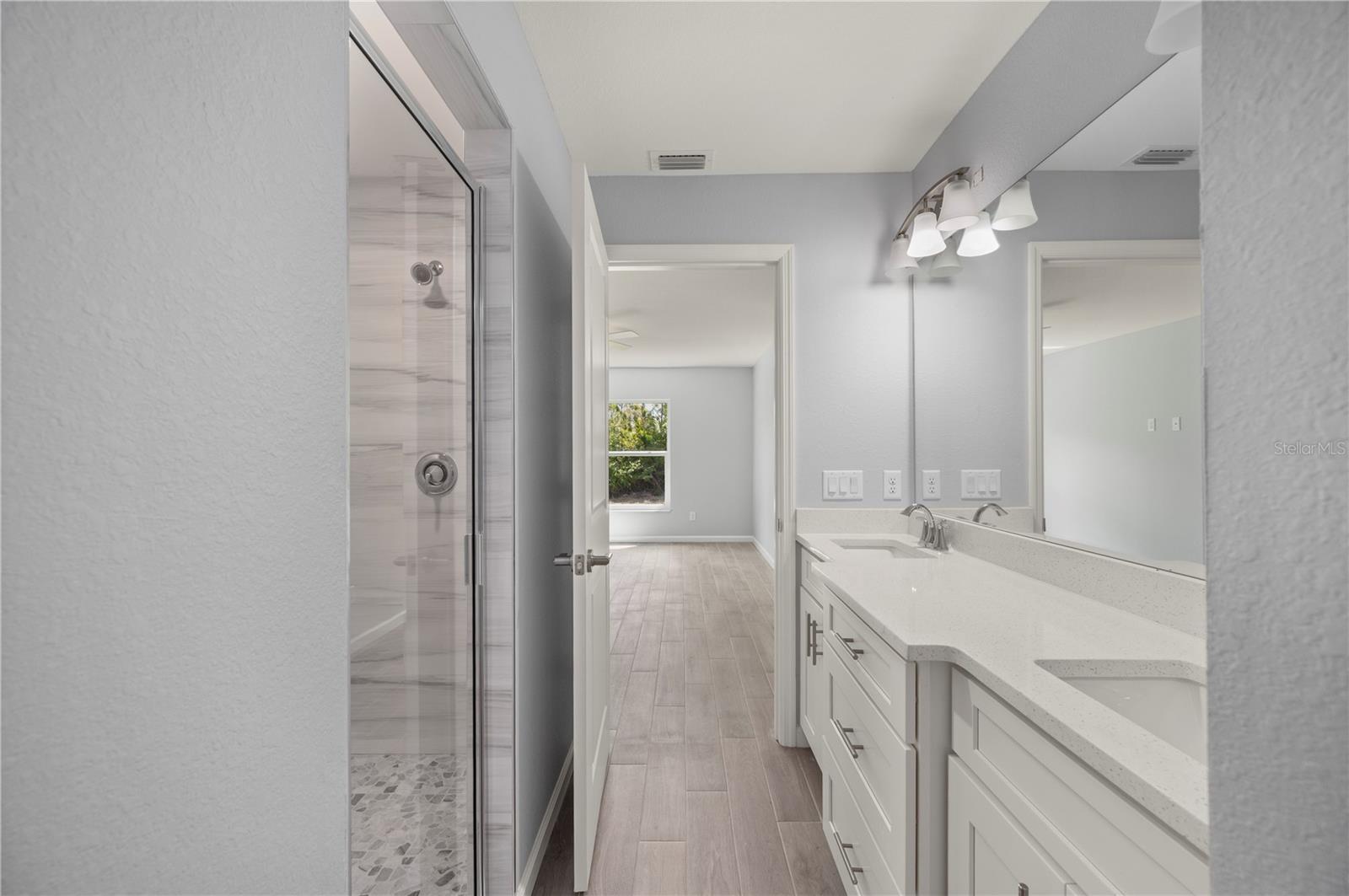 Image 20 of 33 For 2504 Jamaica Street