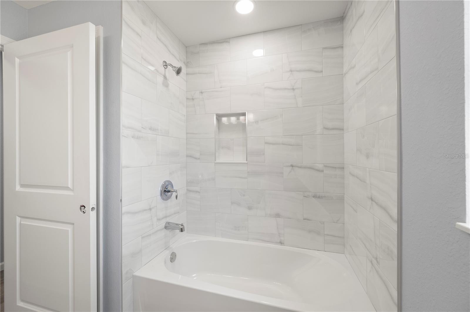 Image 24 of 33 For 2504 Jamaica Street