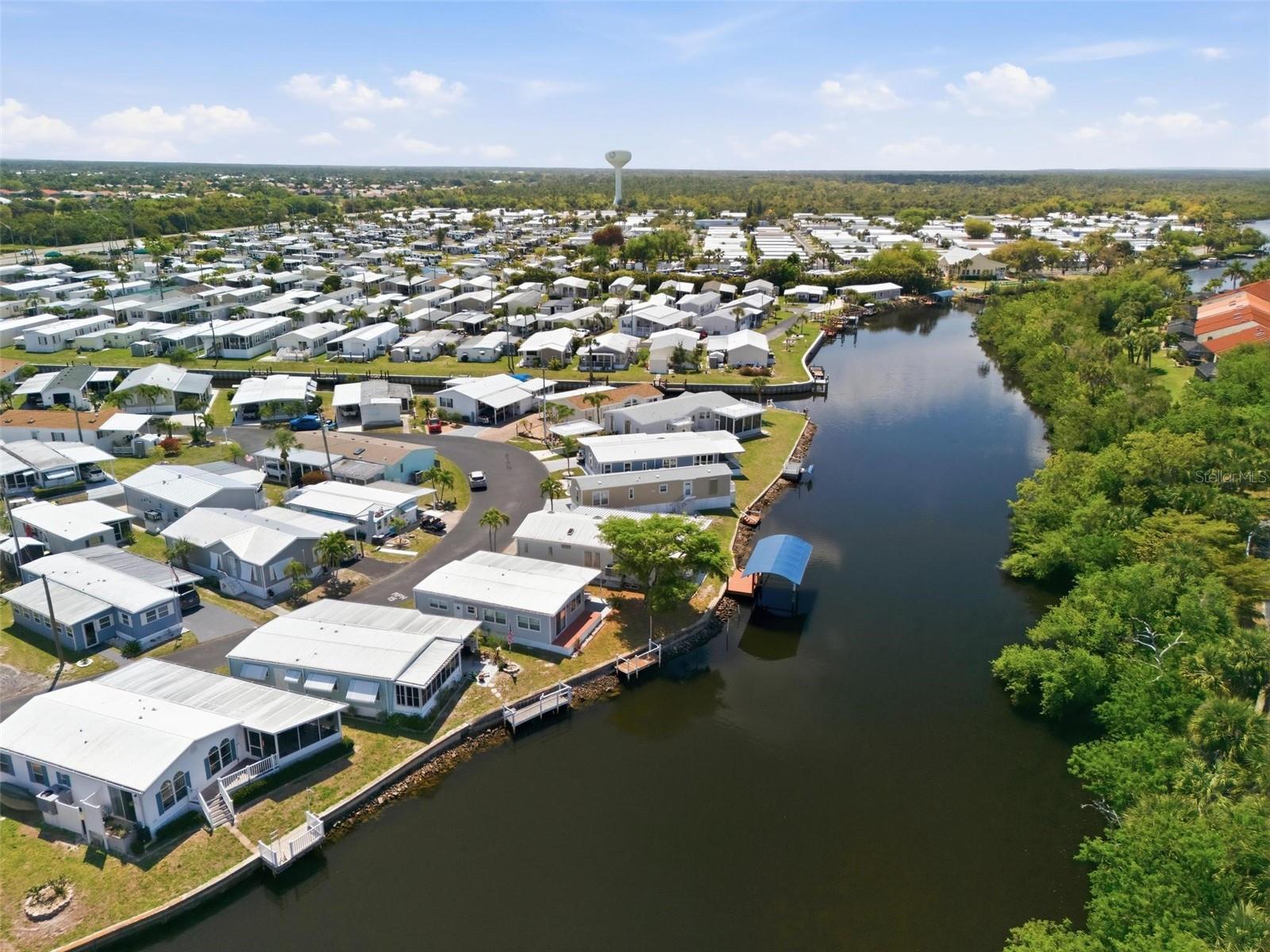 Image 3 of 46 For 10101 Burnt Store Road 17