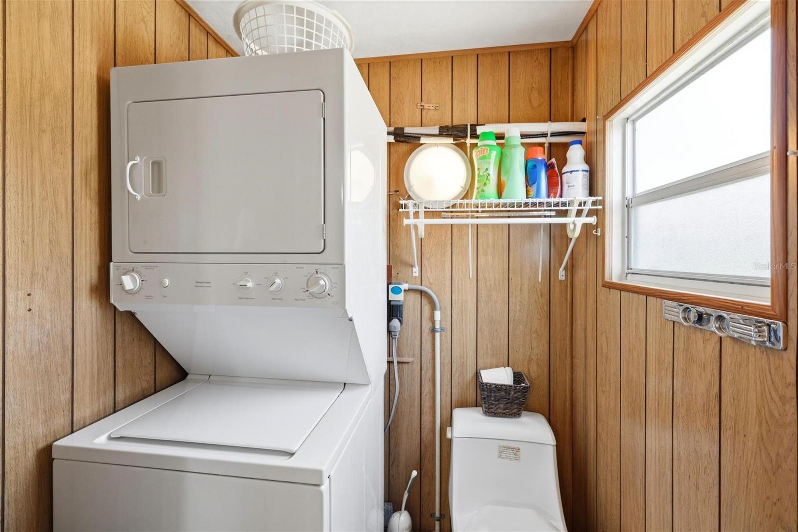 Image 33 of 46 For 10101 Burnt Store Road 17