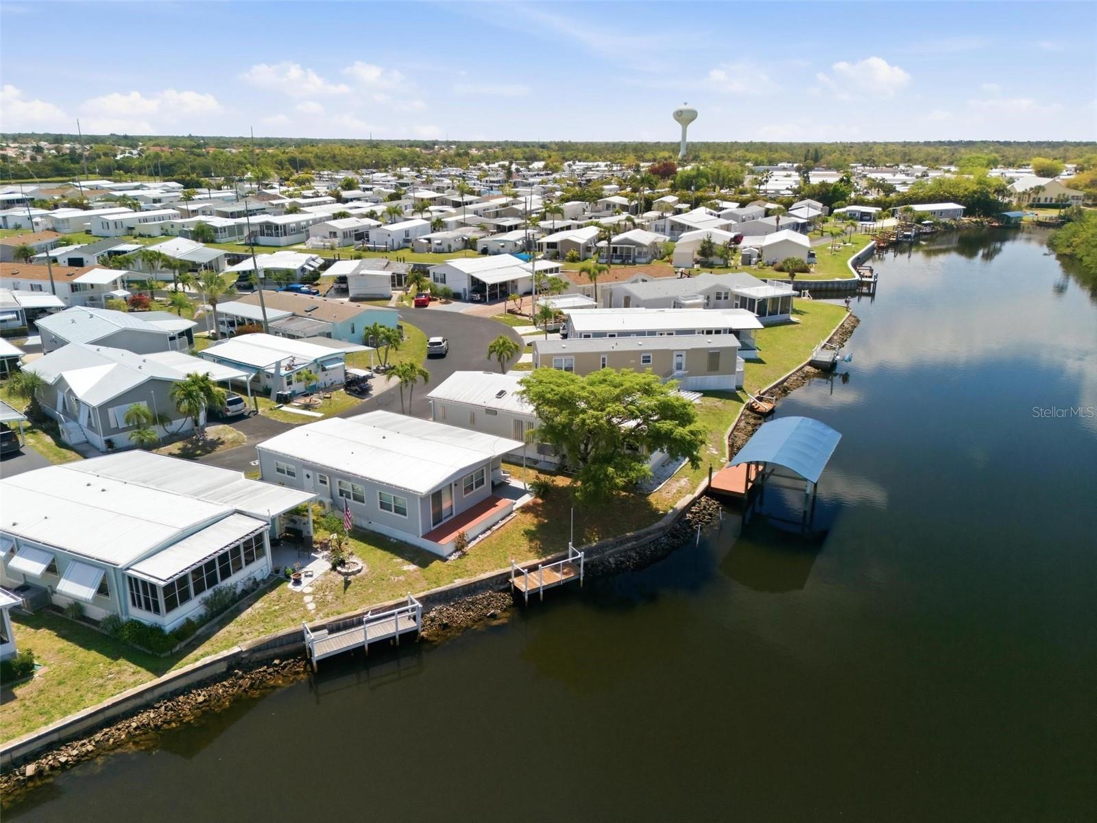 Image 4 of 46 For 10101 Burnt Store Road 17